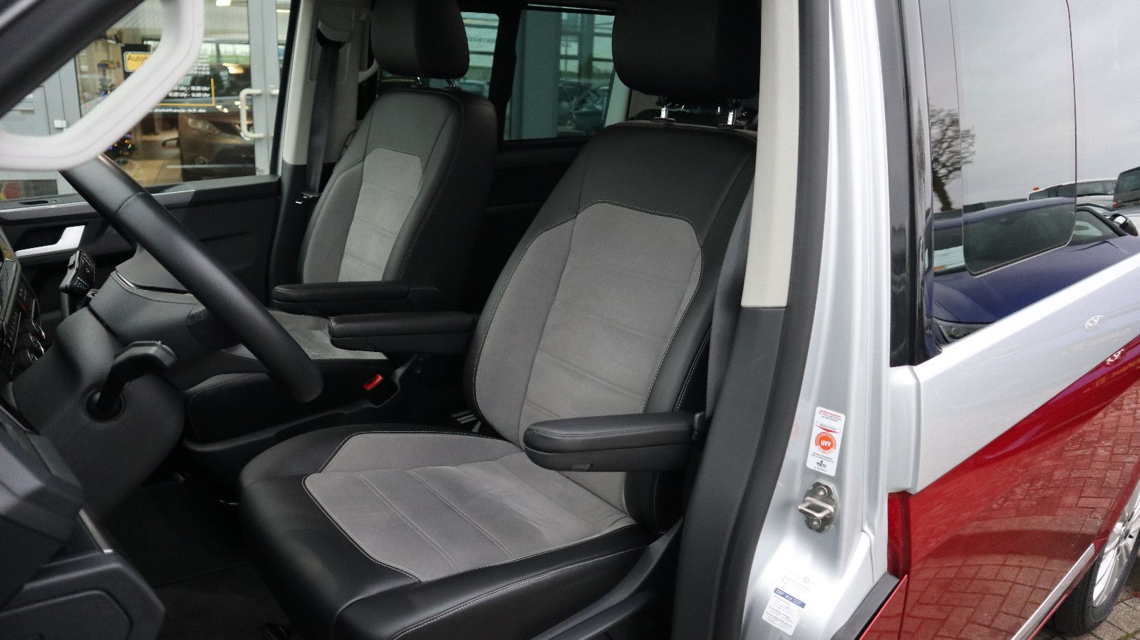 VW T6.1 Multivan 2.0 TDI Generation Six DSG-image-14