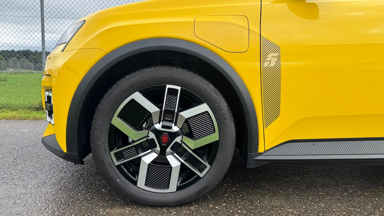 RENAULT R5 E-Tech Comfort Range 52 kWh Techno-image-12