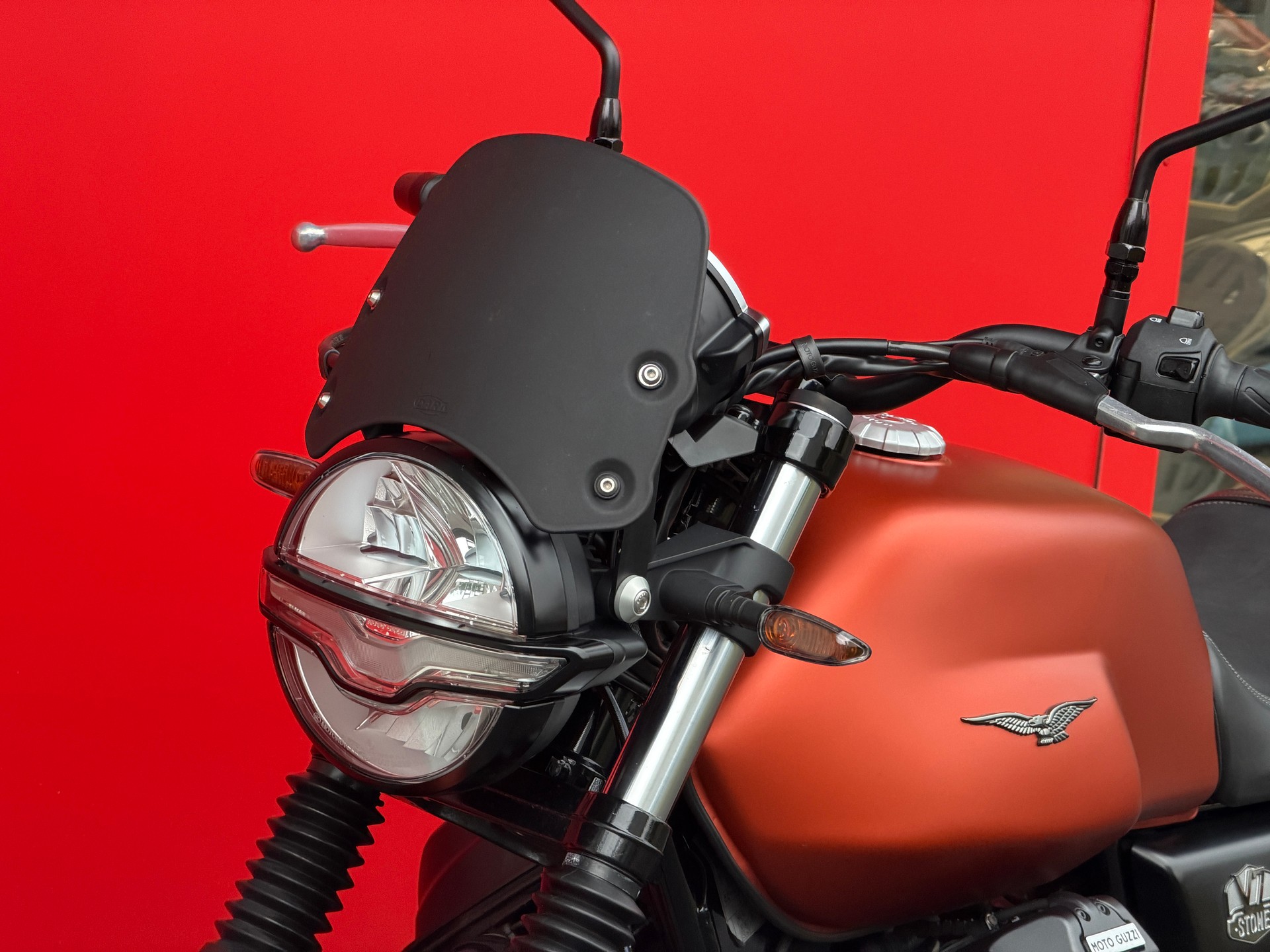 MOTO GUZZI V7 IV 850 Stone-image-6