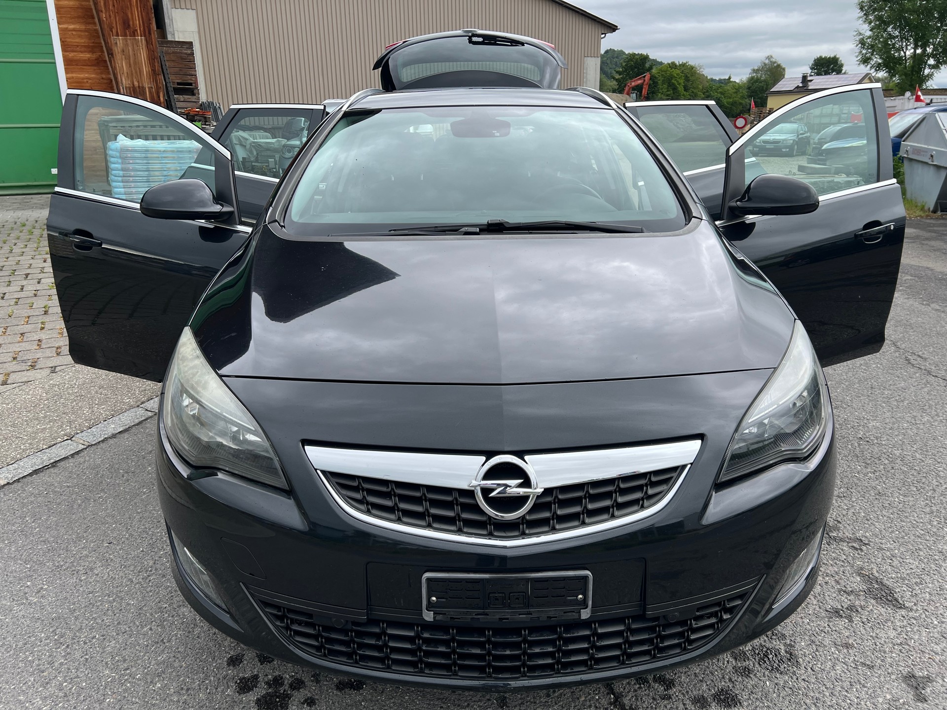 OPEL Astra ST 1.6i 16V Turbo Anniversary Ed.-image-14