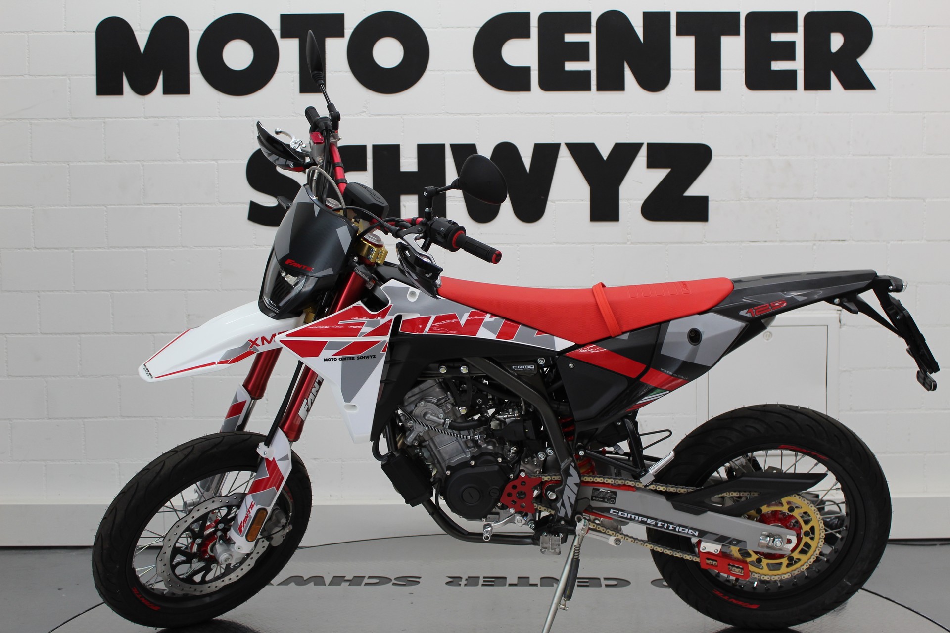 FANTIC XMF 125 COMPETITION-showroom-element-3