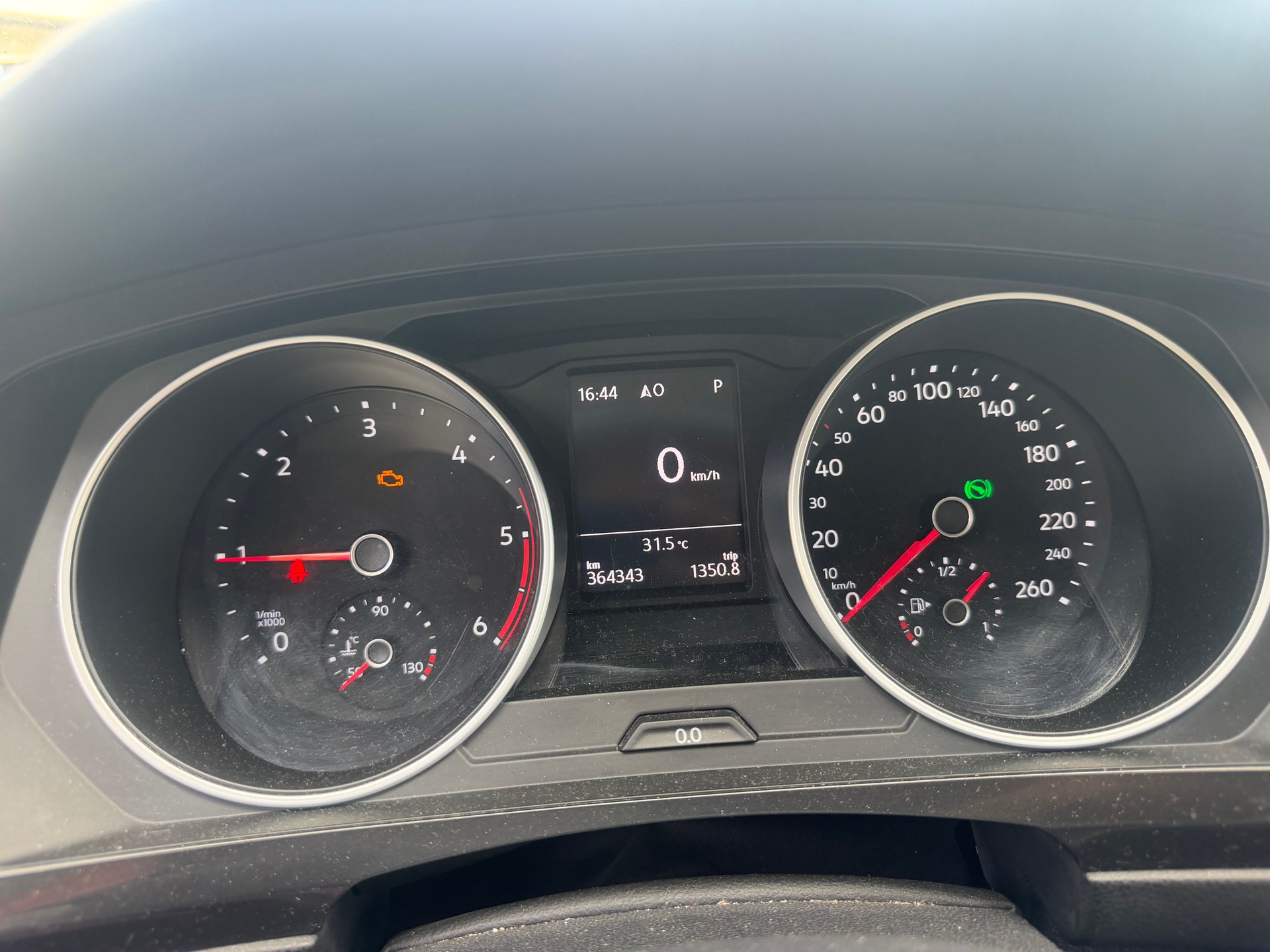 VW Tiguan 2.0 TDI SCR Trendline 4Motion DSG-image-7