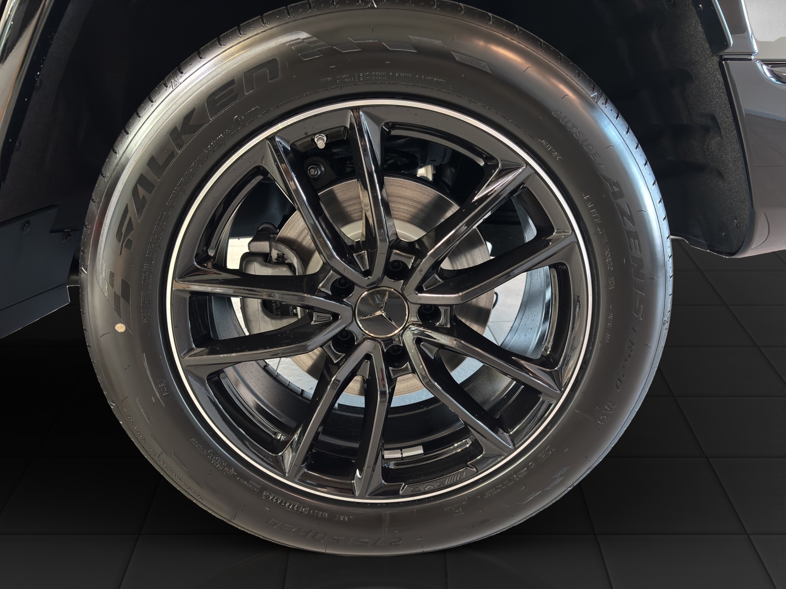 MERCEDES-BENZ G 450d 9G-Tronic-image-7
