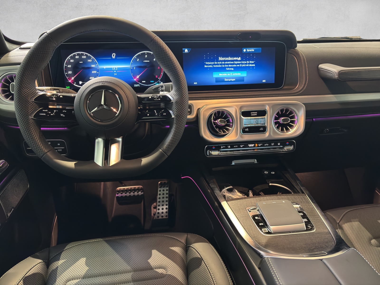 MERCEDES-BENZ G 450d 9G-Tronic-image-9