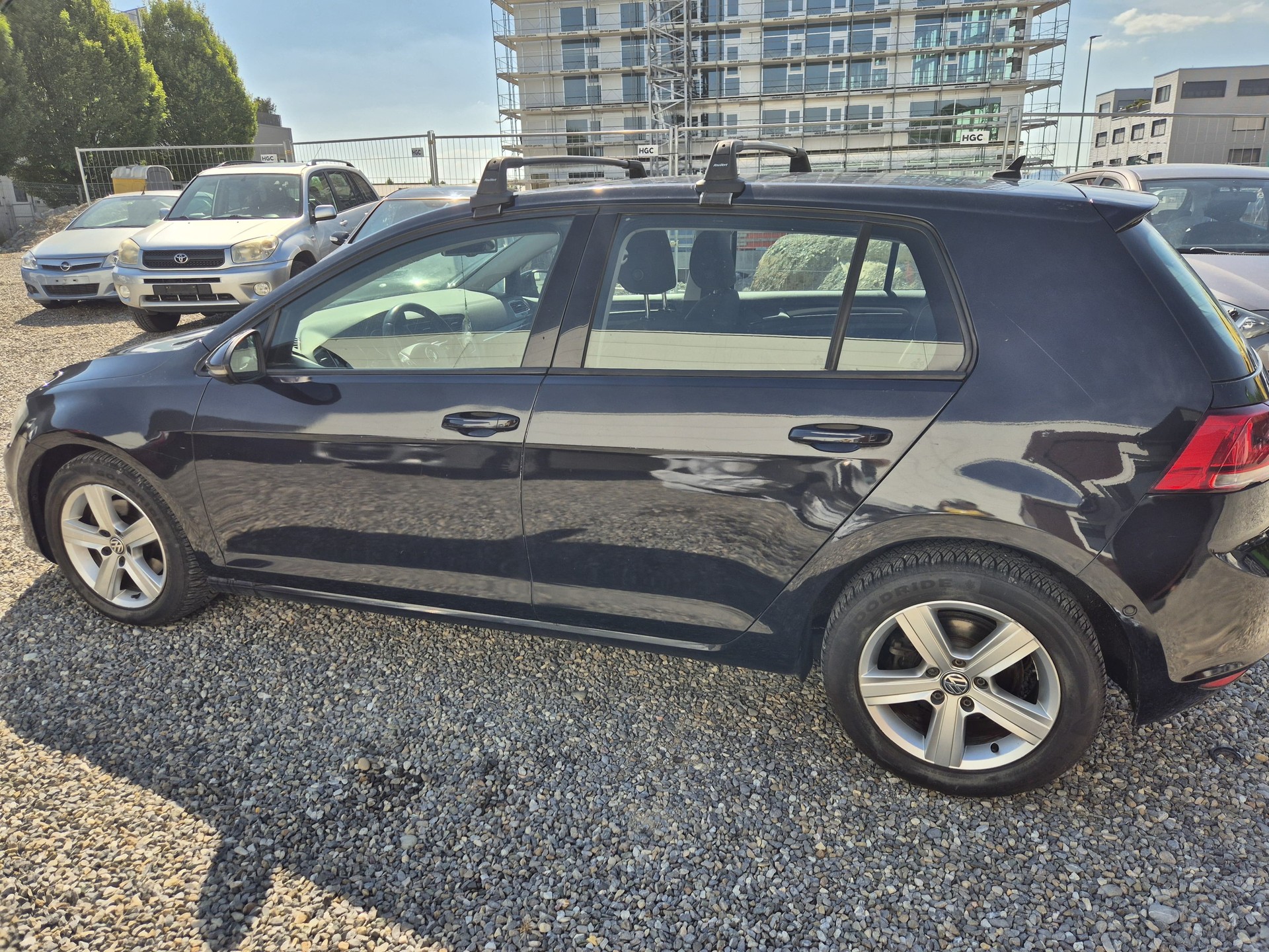 VW Golf 2.0 TDI Highline 4Motion-image-1