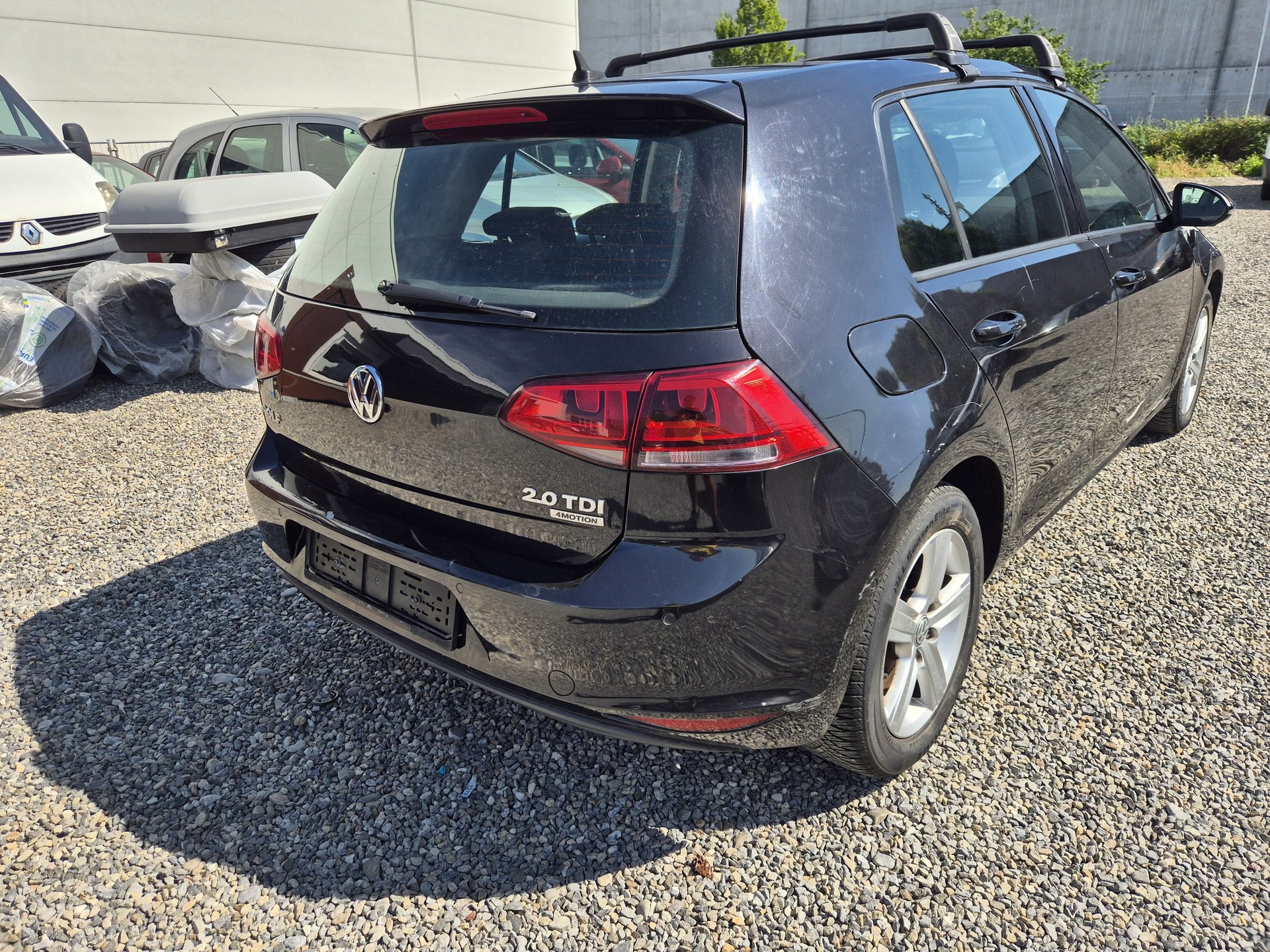 VW Golf 2.0 TDI Highline 4Motion-image-2