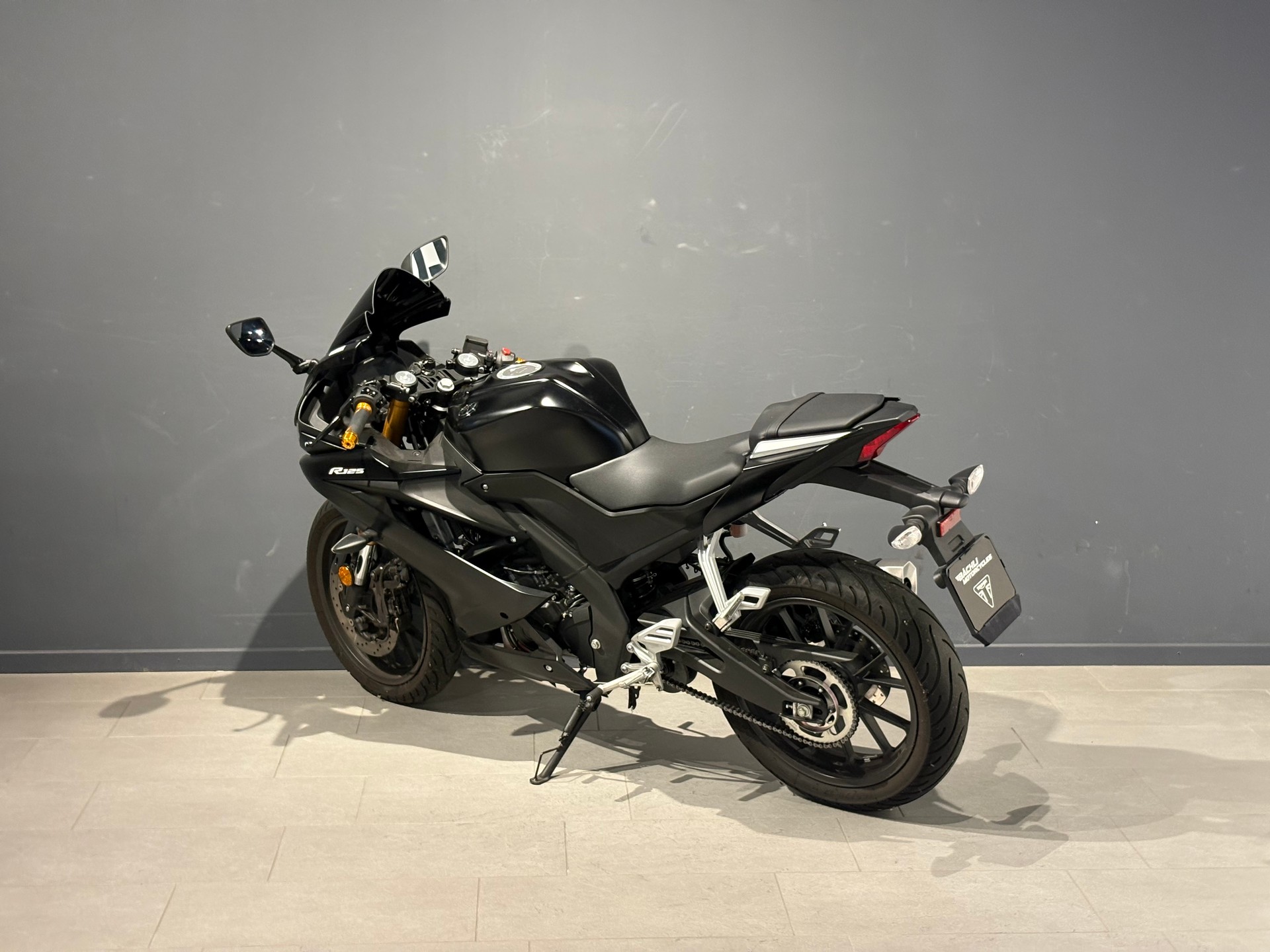 YAMAHA R 125-image-4