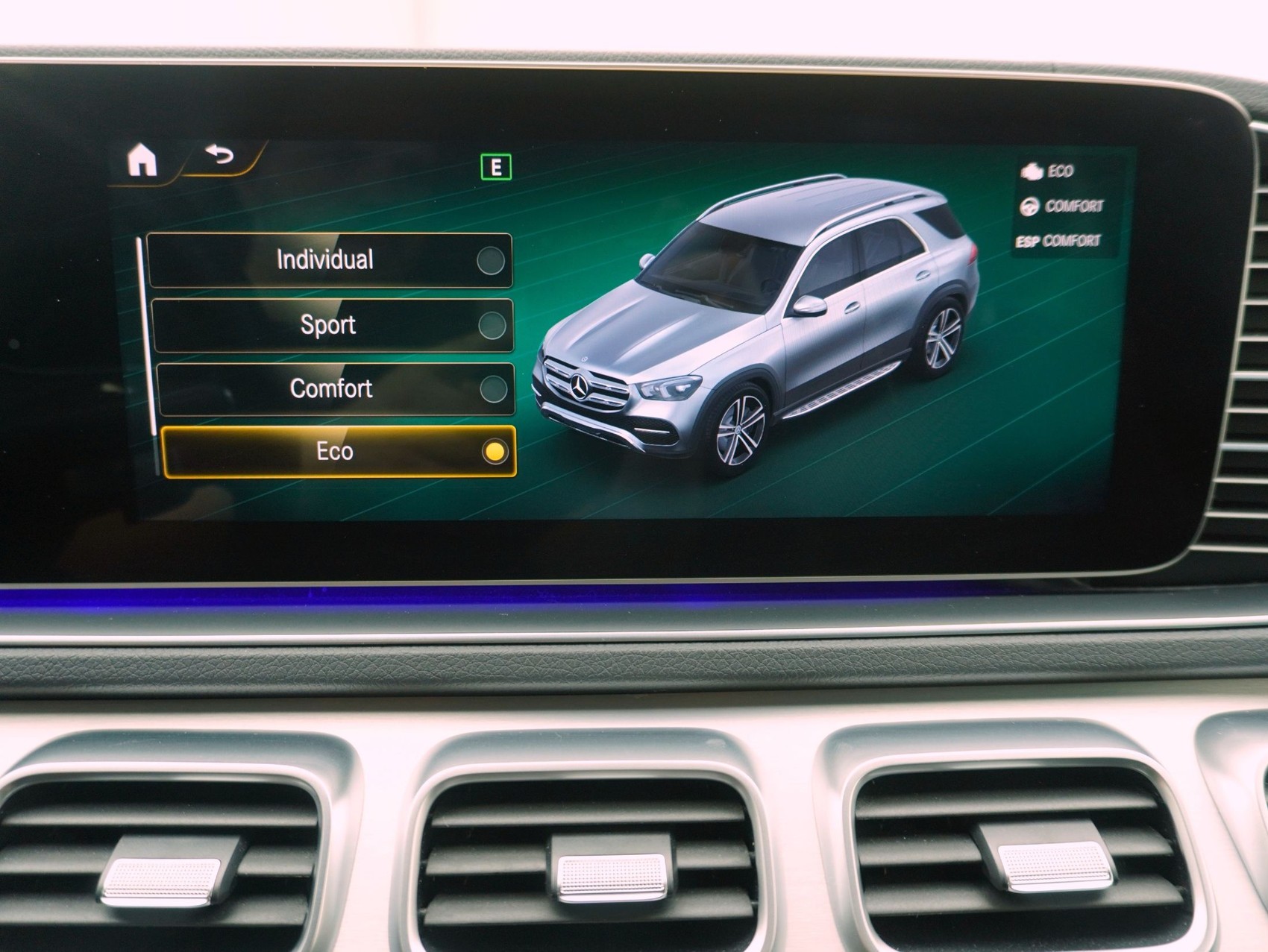MERCEDES-BENZ GLE-Klasse GLE 350 d AMG Line 4matic-image-19