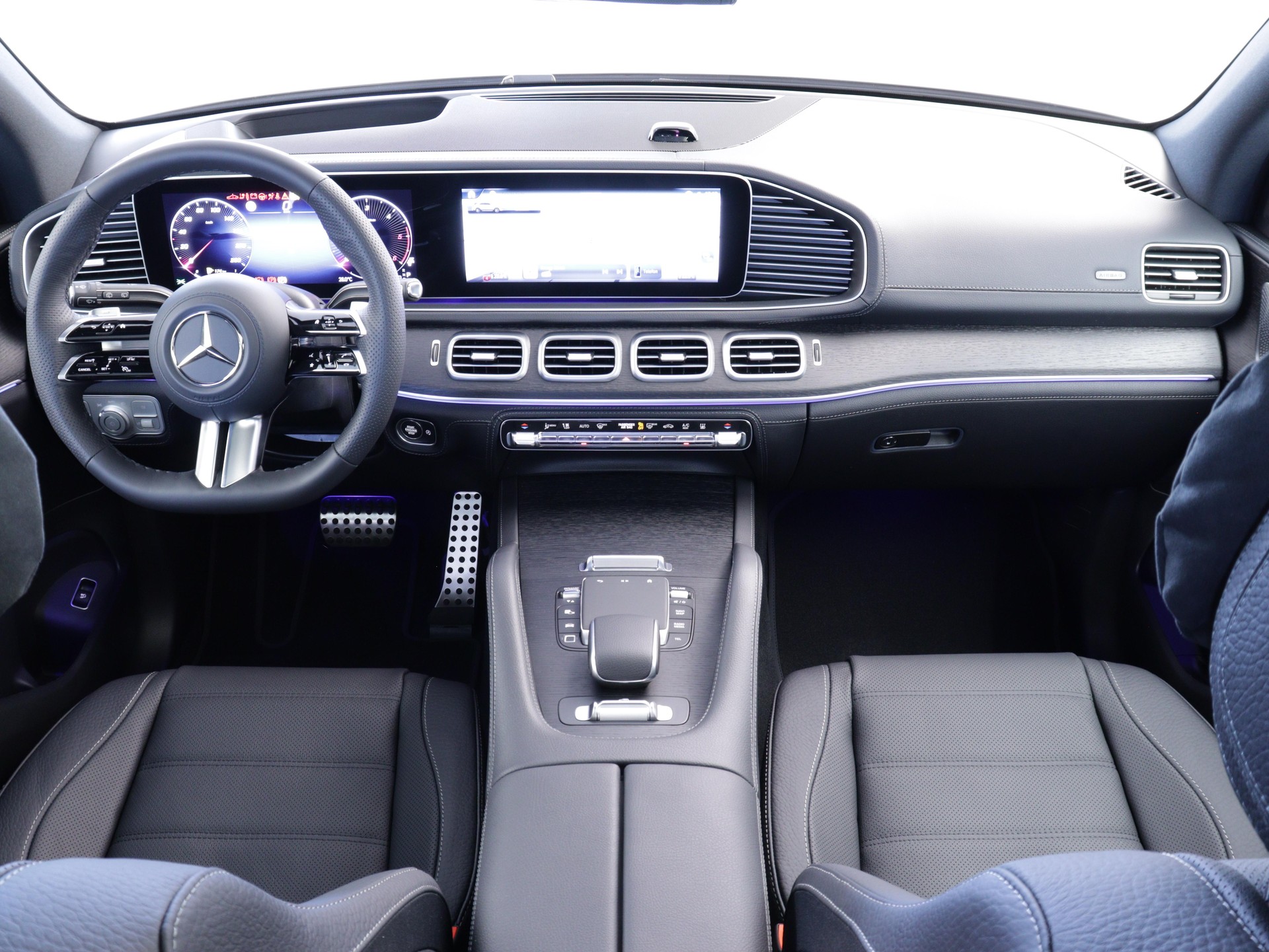 MERCEDES-BENZ GLE 450 d AMG Line 4matic-image-4
