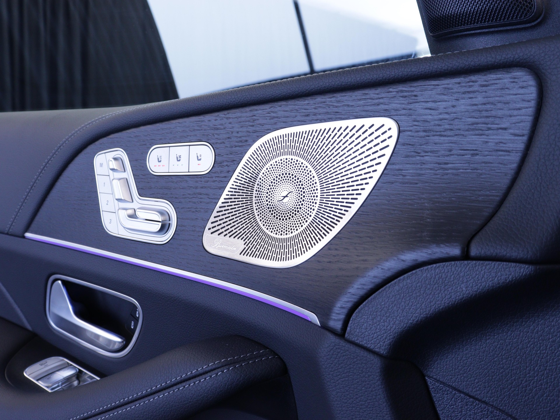 MERCEDES-BENZ GLE 450 d AMG Line 4matic-image-9