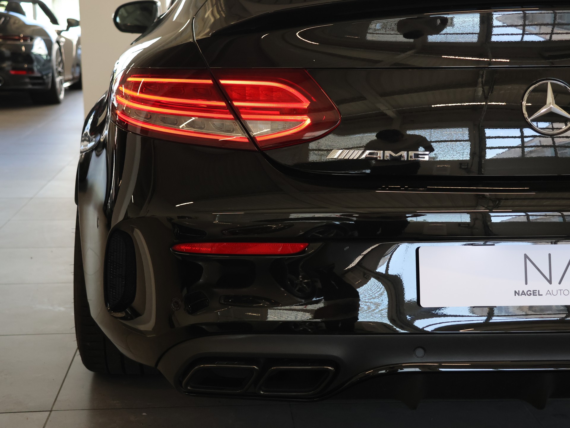 MERCEDES-BENZ C 63 S AMG Speedshift *Ohne OPF* *Performance Auspuff* *Burmester*-image-25