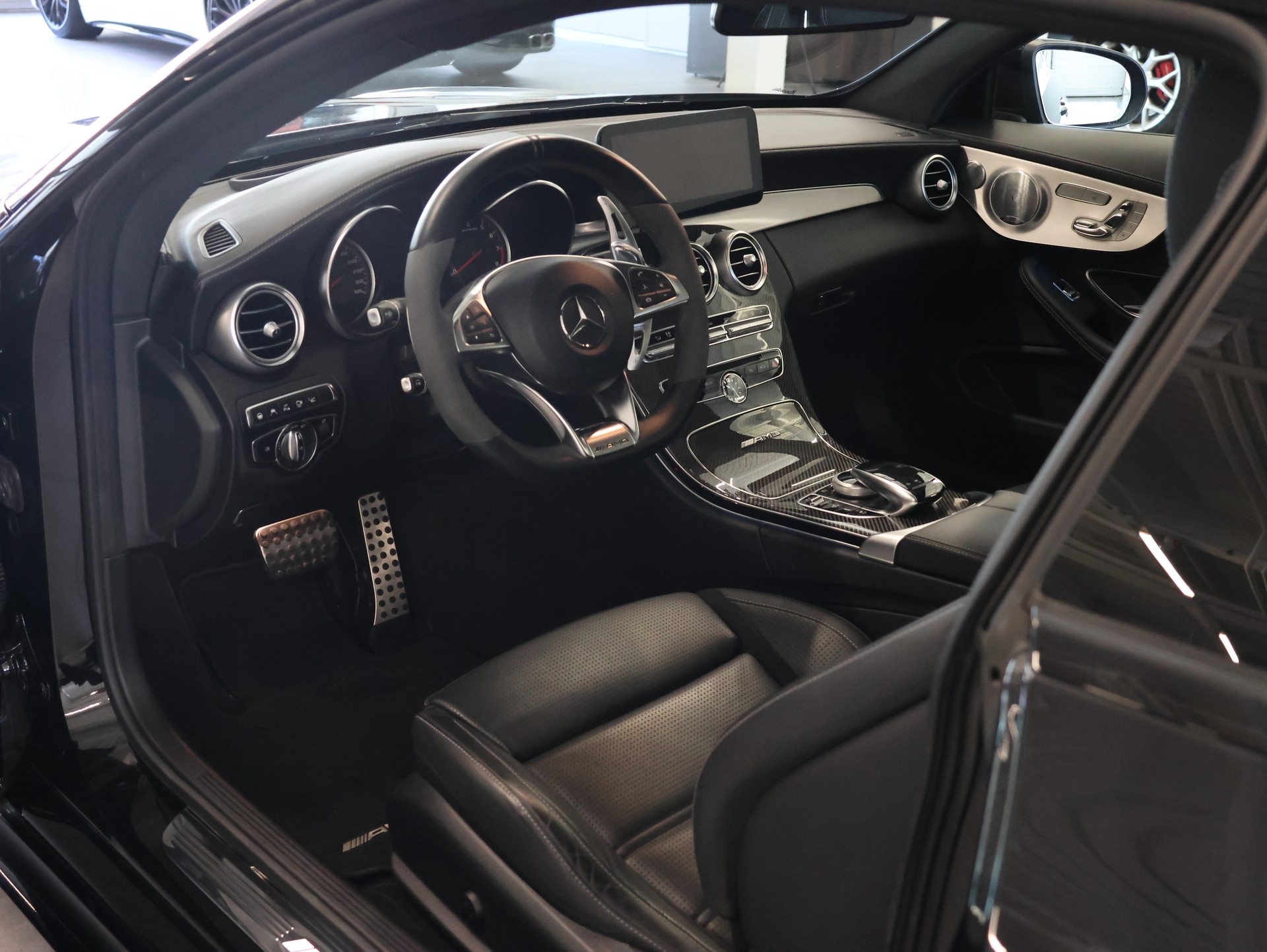 MERCEDES-BENZ C 63 S AMG Speedshift *Ohne OPF* *Performance Auspuff* *Burmester*-image-14