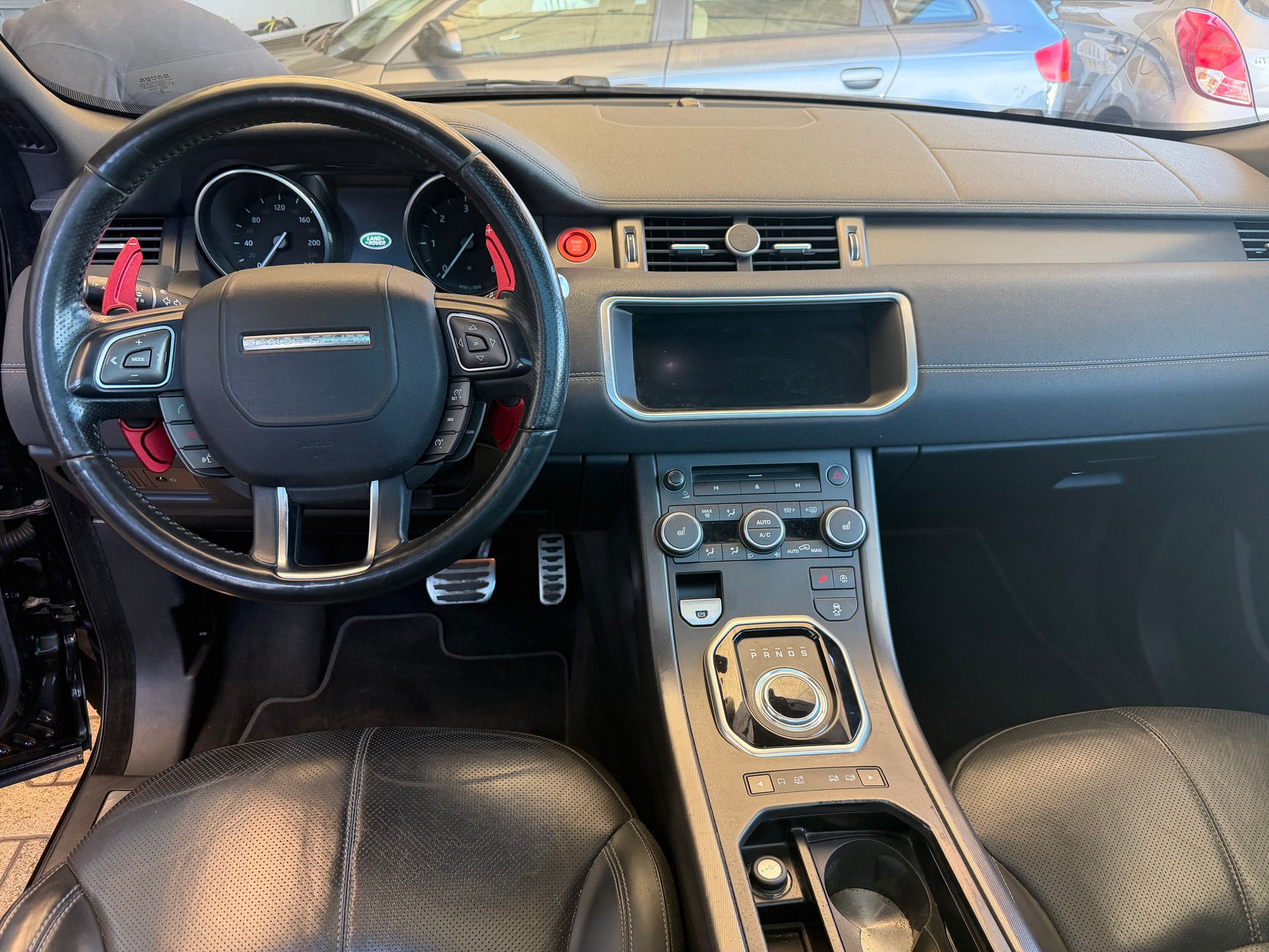 LAND ROVER Range Rover Evoque 2.0 TD4 HSE Dynamic AT9-image-14