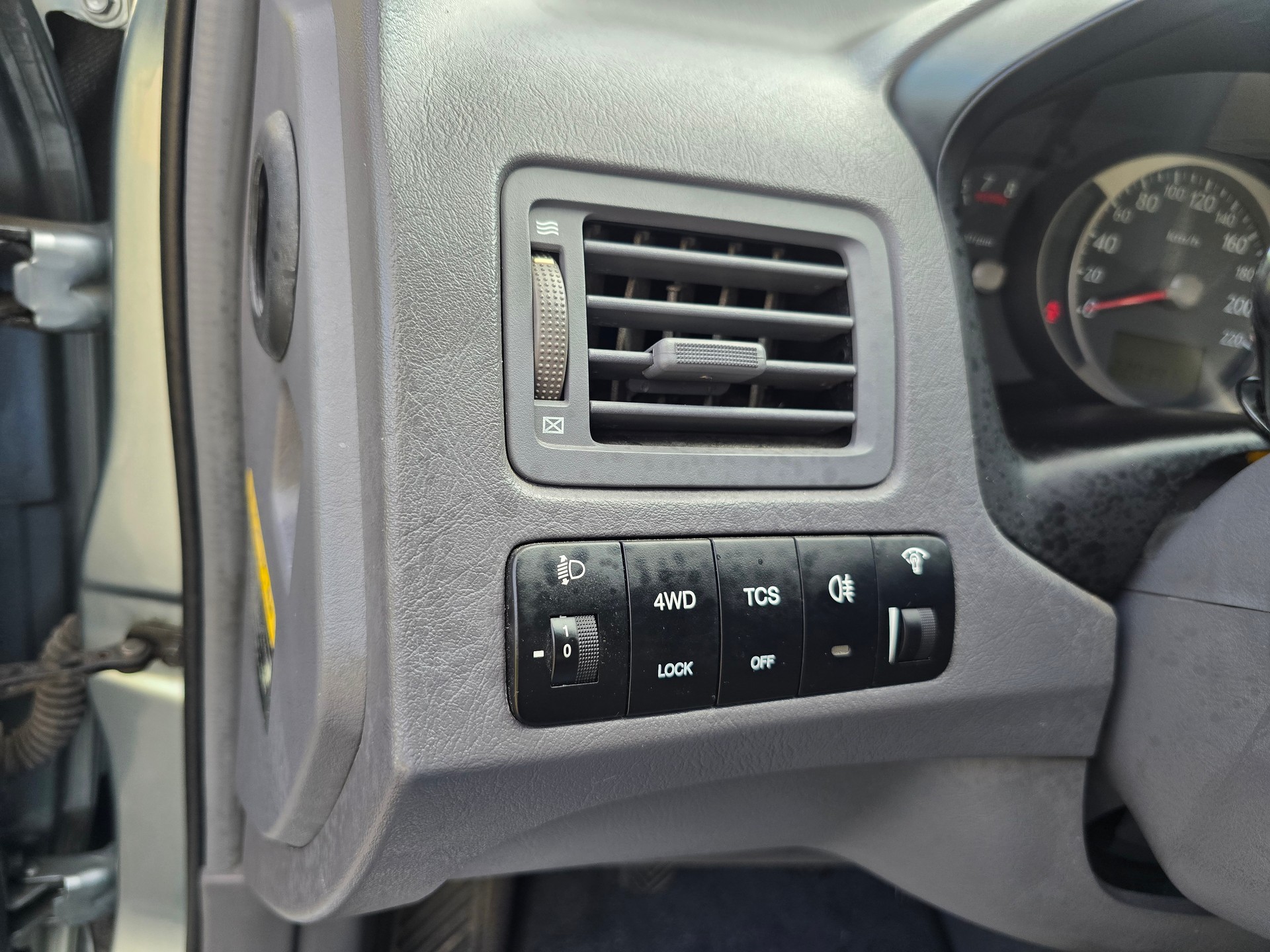 HYUNDAI Tucson 2.0 16V GLS 4WD-image-18