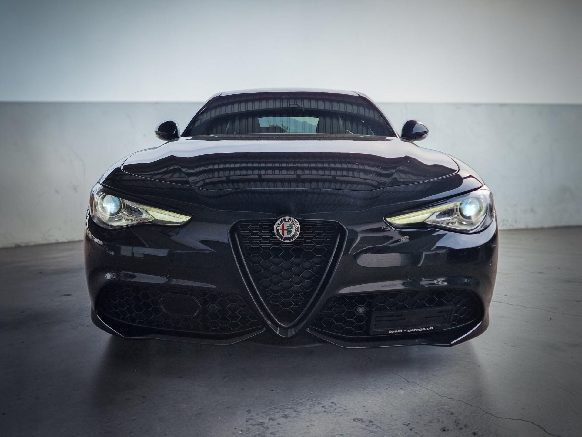 ALFA ROMEO Giulia 2.0 Veloce Q4 Automatic8x Alu 24Mt Gara-showroom-element-2