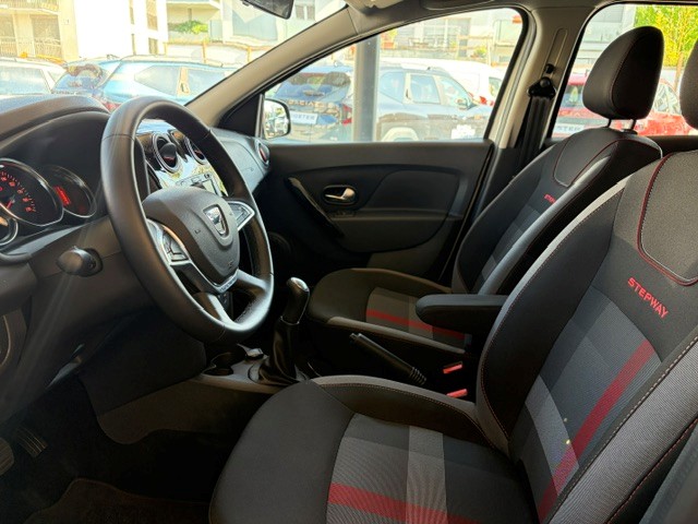 DACIA Sandero Tce 90 Stepway-image-7