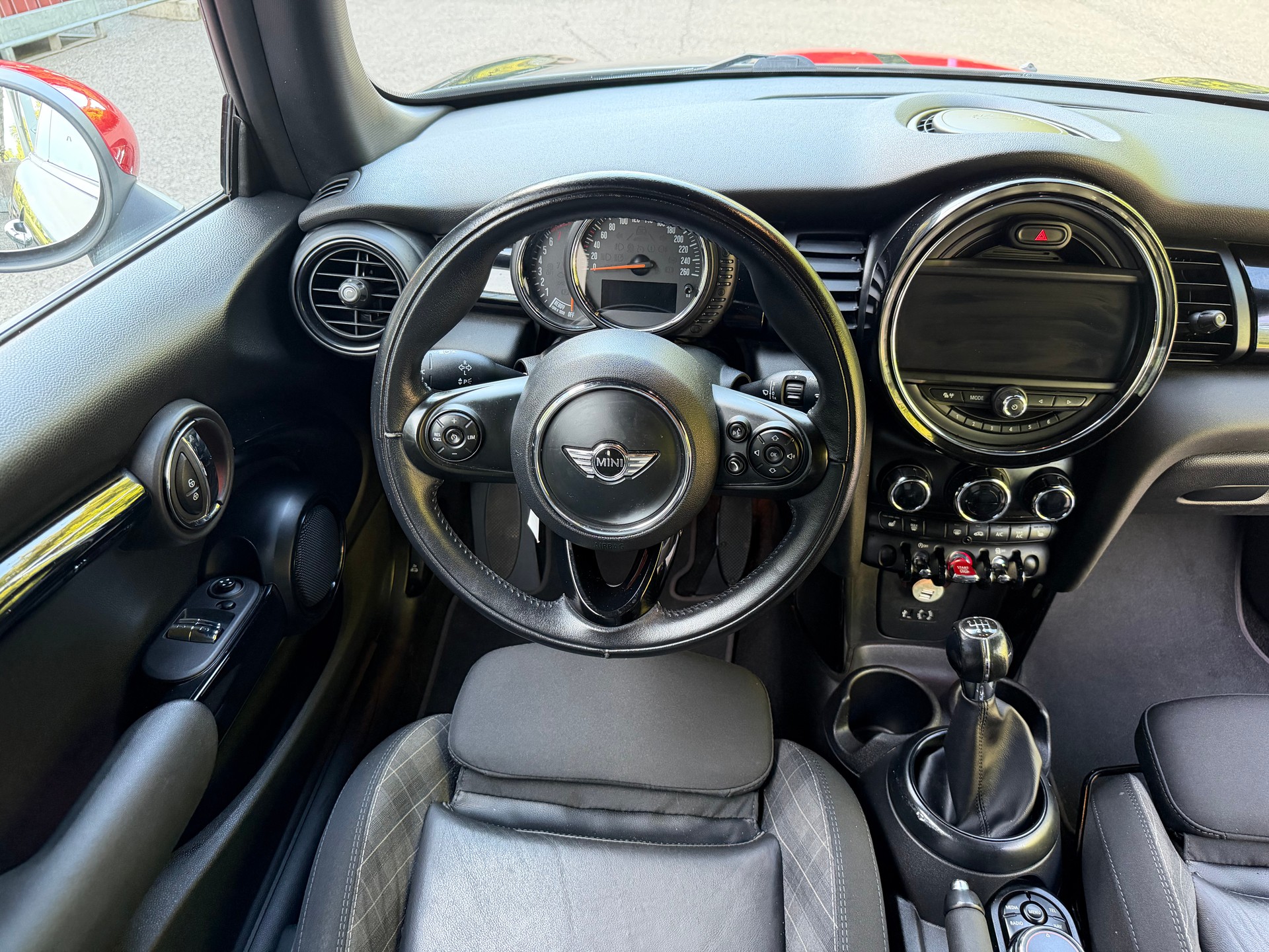 MINI Cooper Hyde Park-image-10