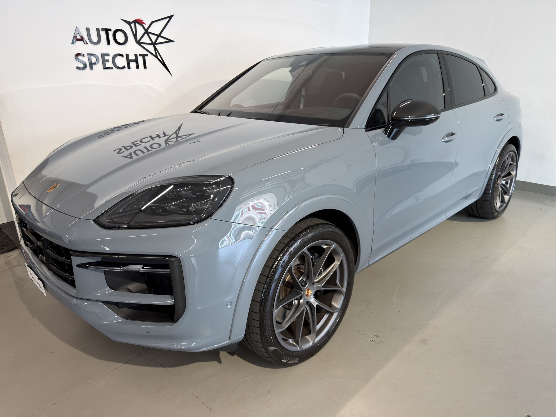 PORSCHE Cayenne Coupé GTS Tiptronic-showroom-element-1