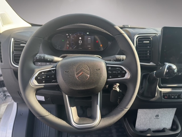 ROADCAR R640 GSR2 AT8-image-3