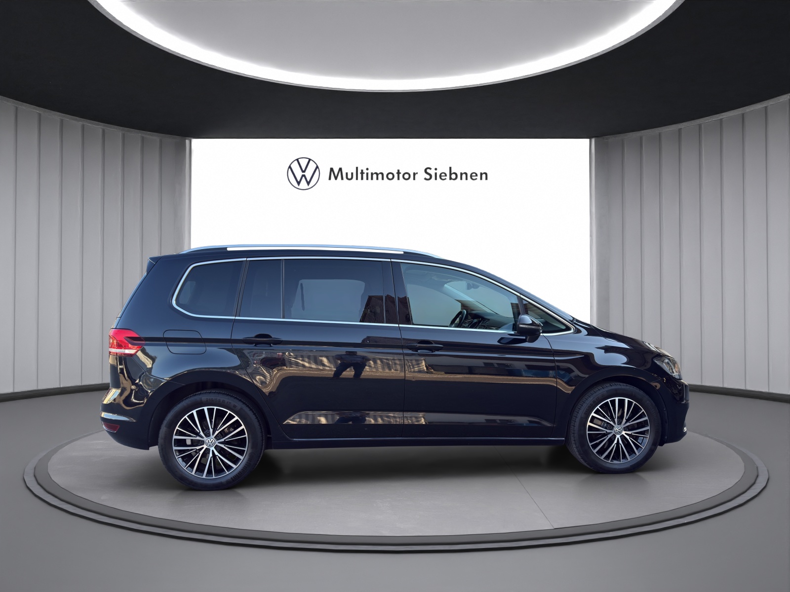 VW Touran 1.4 TSI BlueMotion Technology Highline DSG-image-5