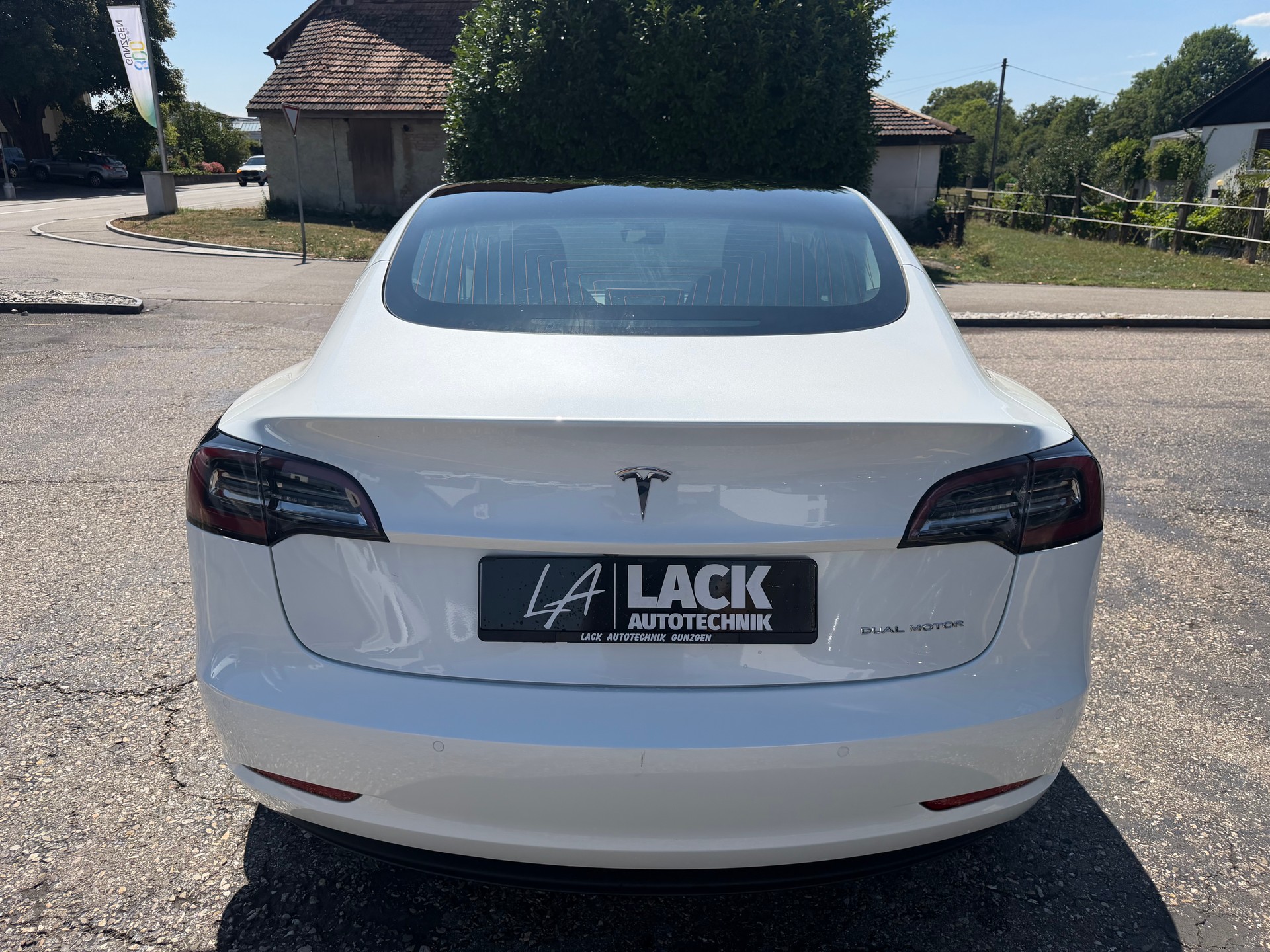TESLA Model 3 Long Range Dual Motor AWD-image-7