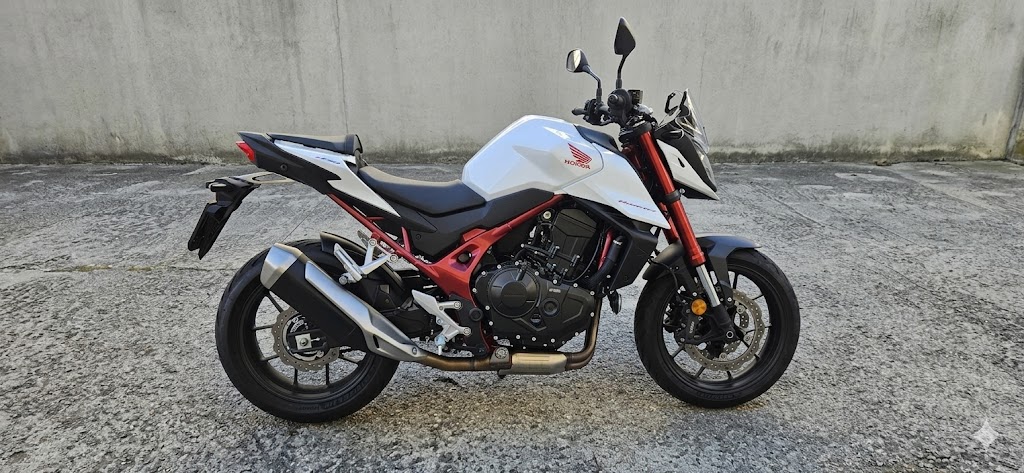 HONDA CB 750 Hornet-image-1