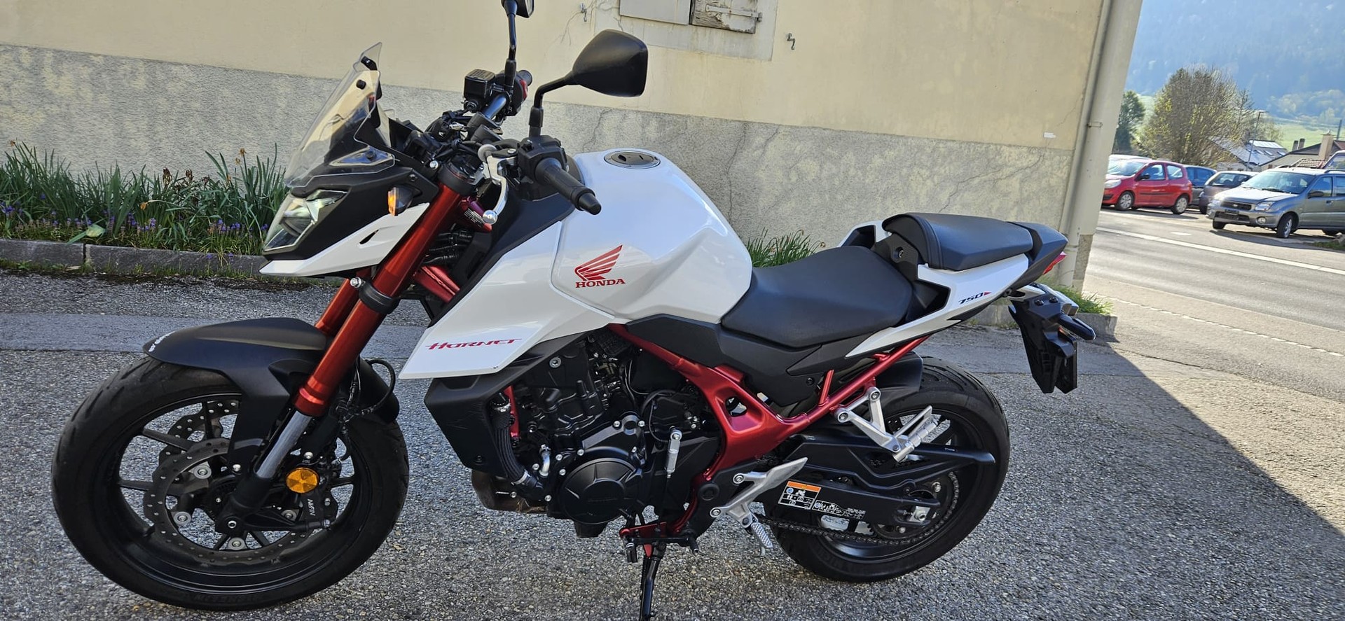 HONDA CB 750 Hornet-image-0