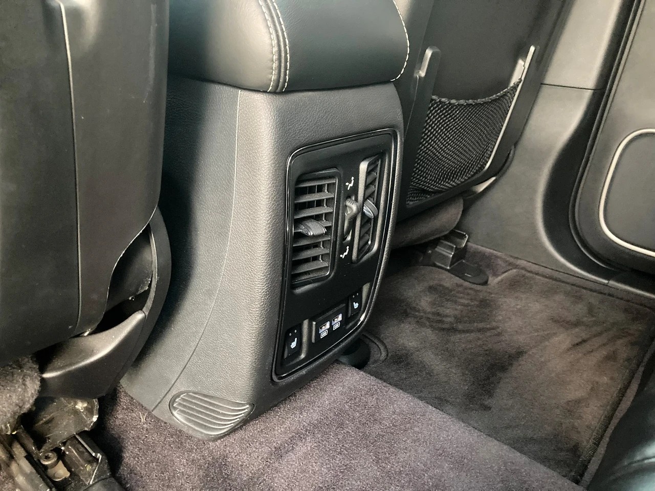 JEEP Grand Cherokee 6.4 V8 HEMI SRT8 Automatic-image-8