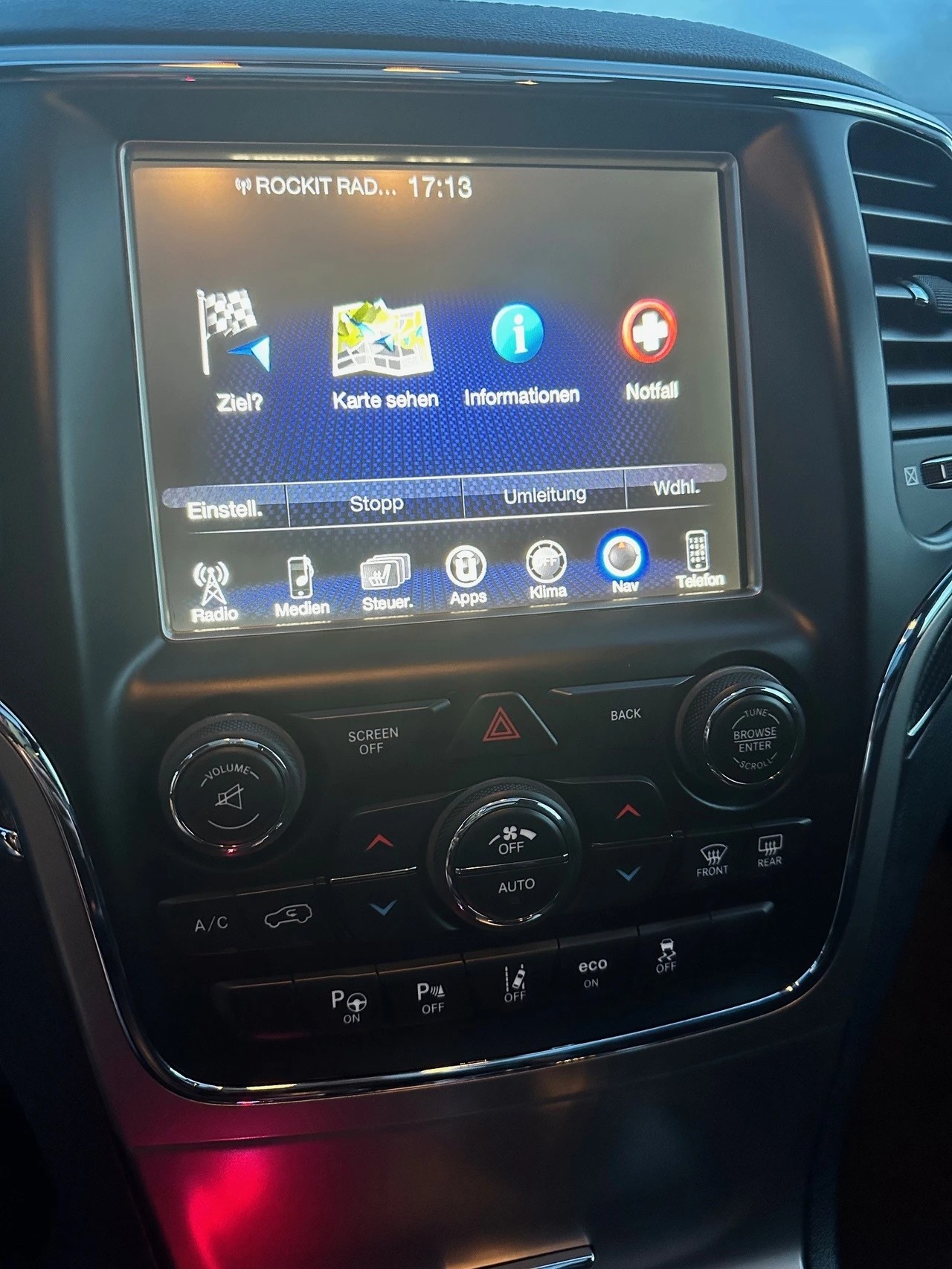 JEEP Grand Cherokee 6.4 V8 HEMI SRT8 Automatic-image-13