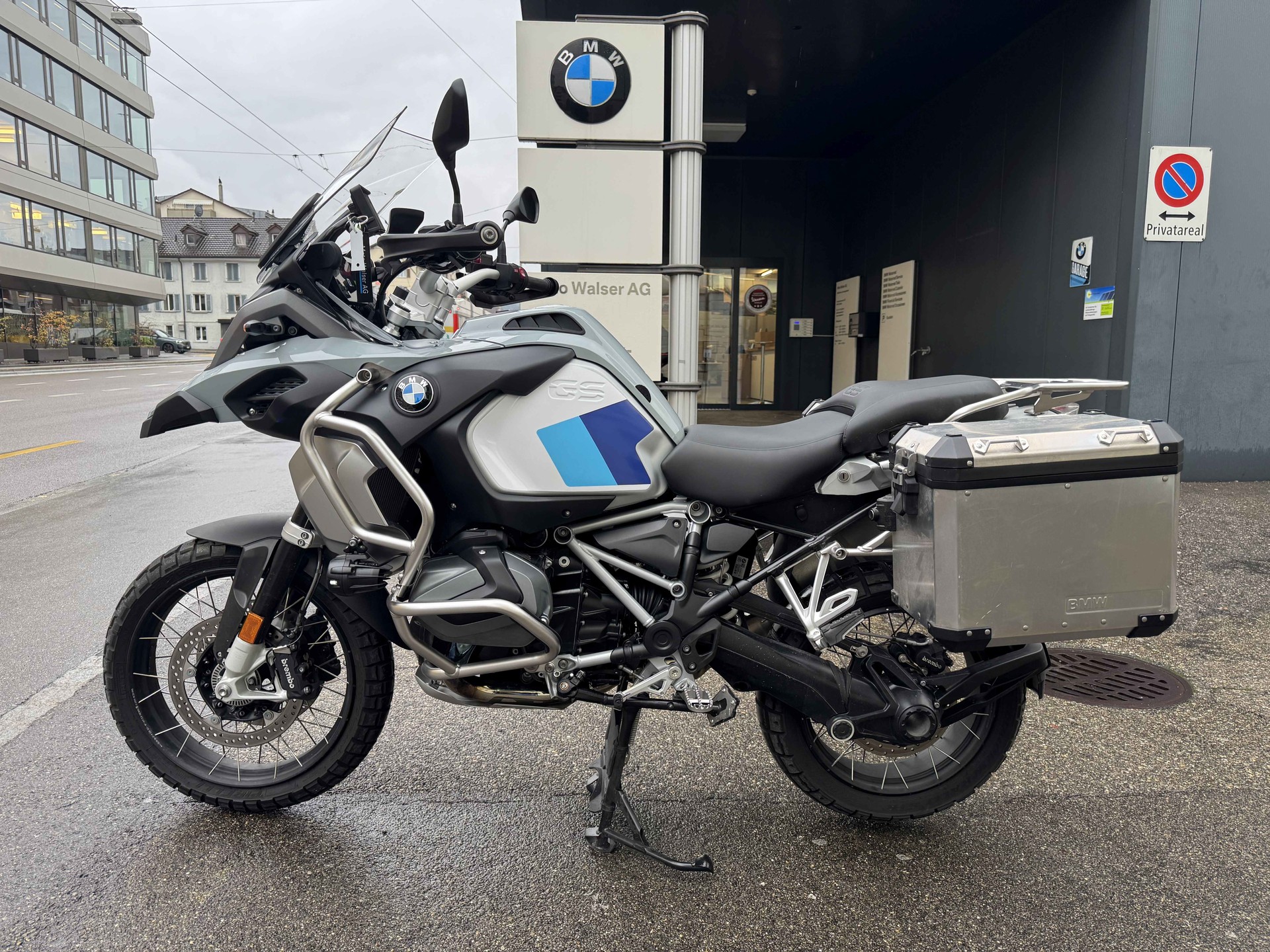 BMW R 1250 GS Adventure-image-1