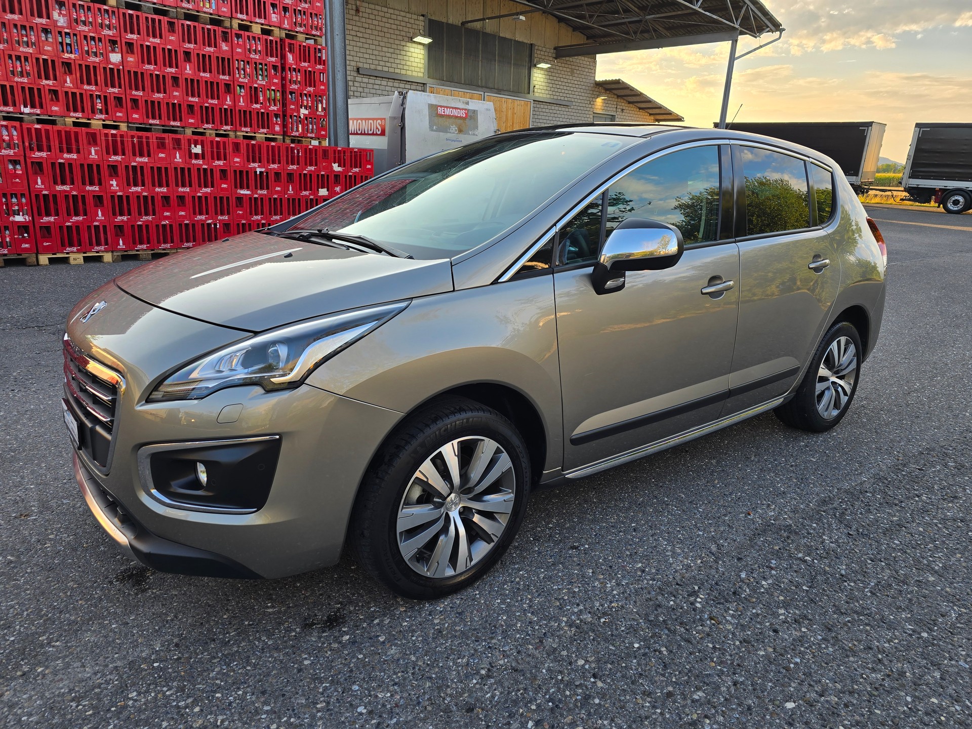 PEUGEOT 3008 1.6 16V T Platinum Tiptronic-showroom-element-2