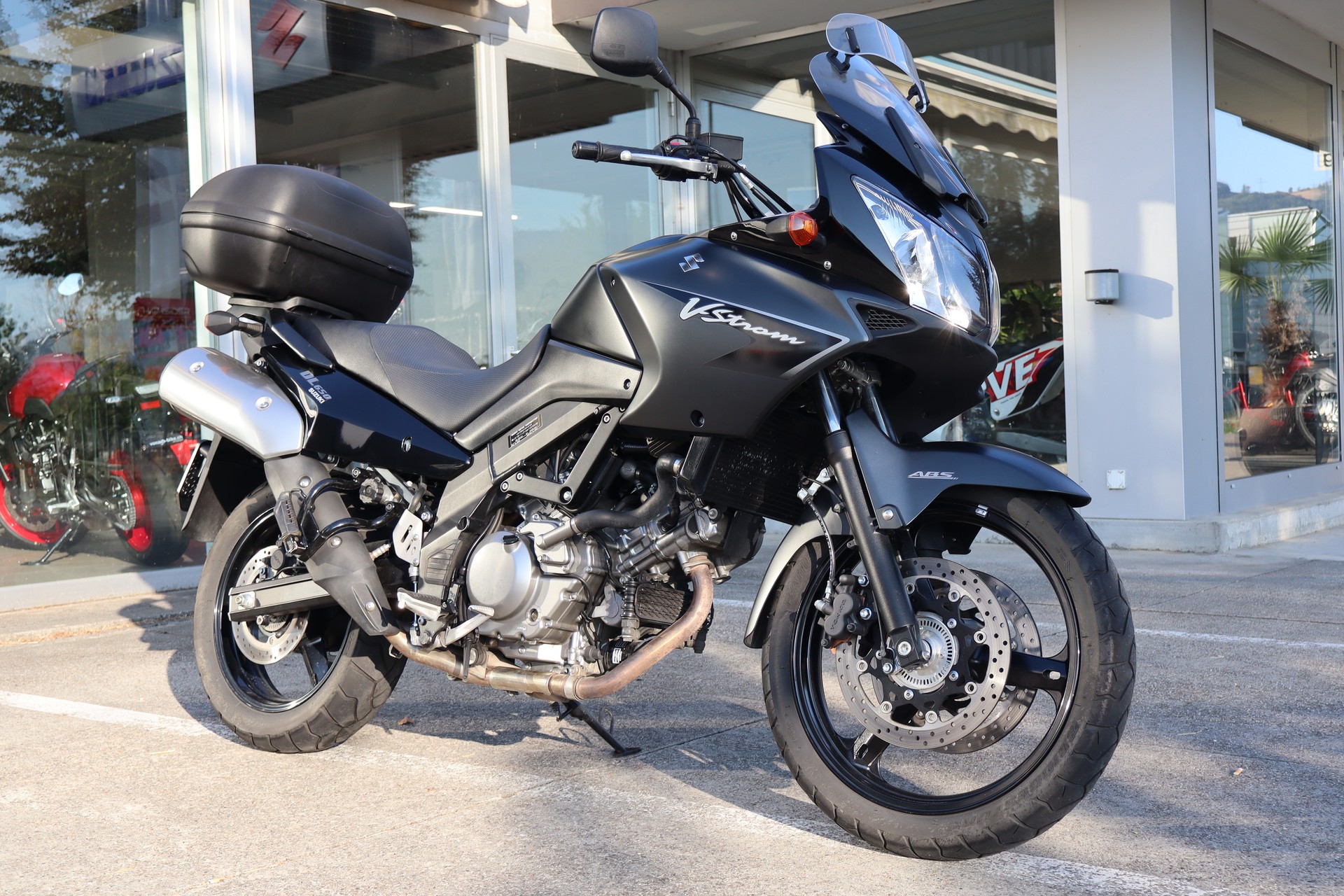 SUZUKI DL 650 V-Strom ABS-image-1