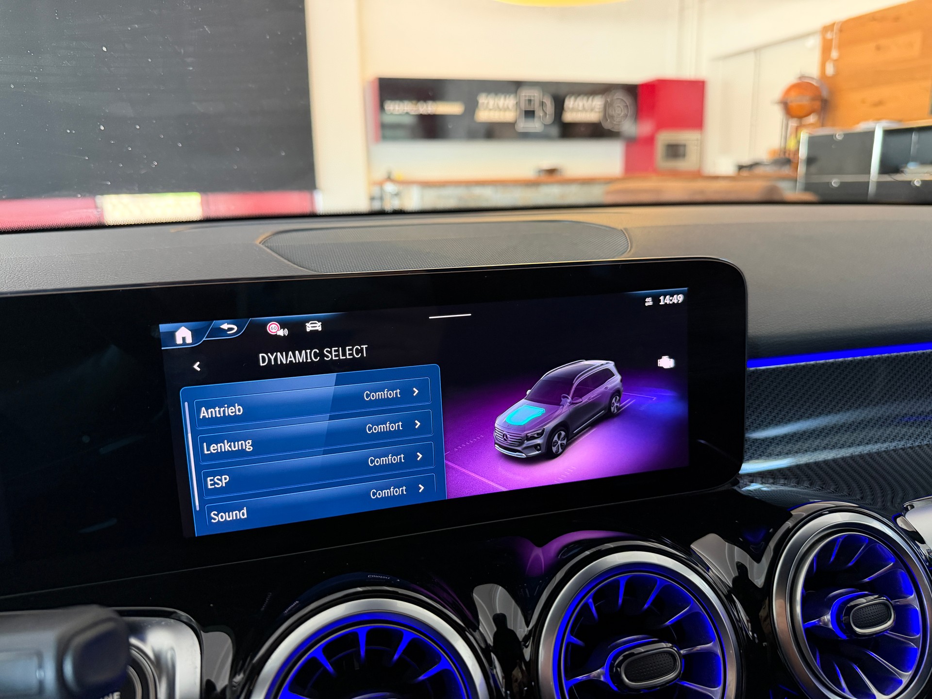 MERCEDES-BENZ GLB 250 4Matic 8G-Tronic AMG LINE-image-29