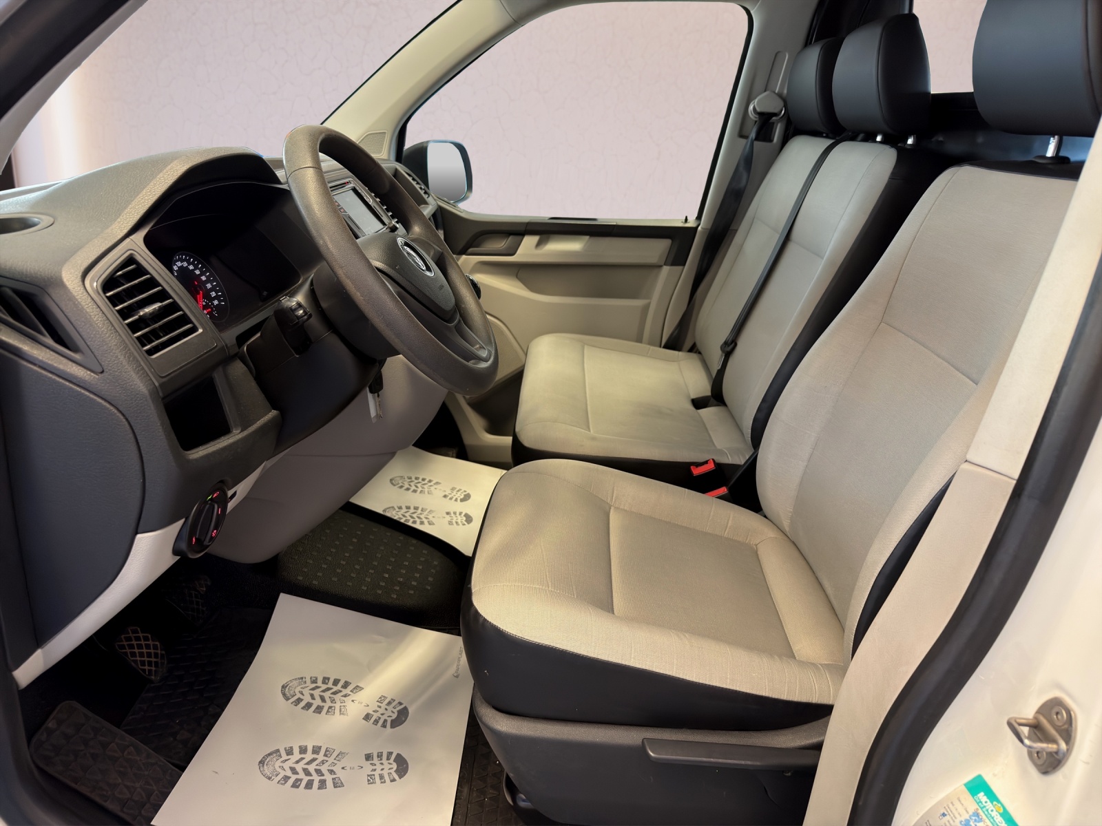 VW T6 2.0 TDI-showroom-element-3