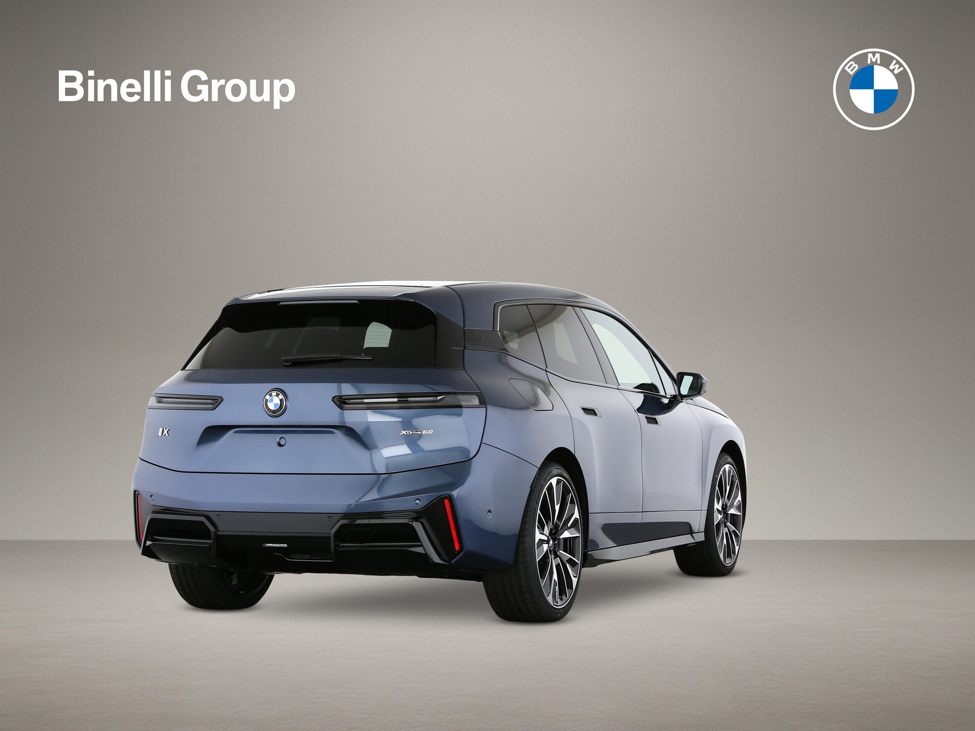BMW iX I20 xDrive60-showroom-element-1