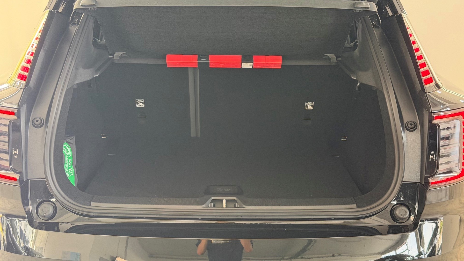 VOLVO EX 30 P8 Ultra AWD-image-12