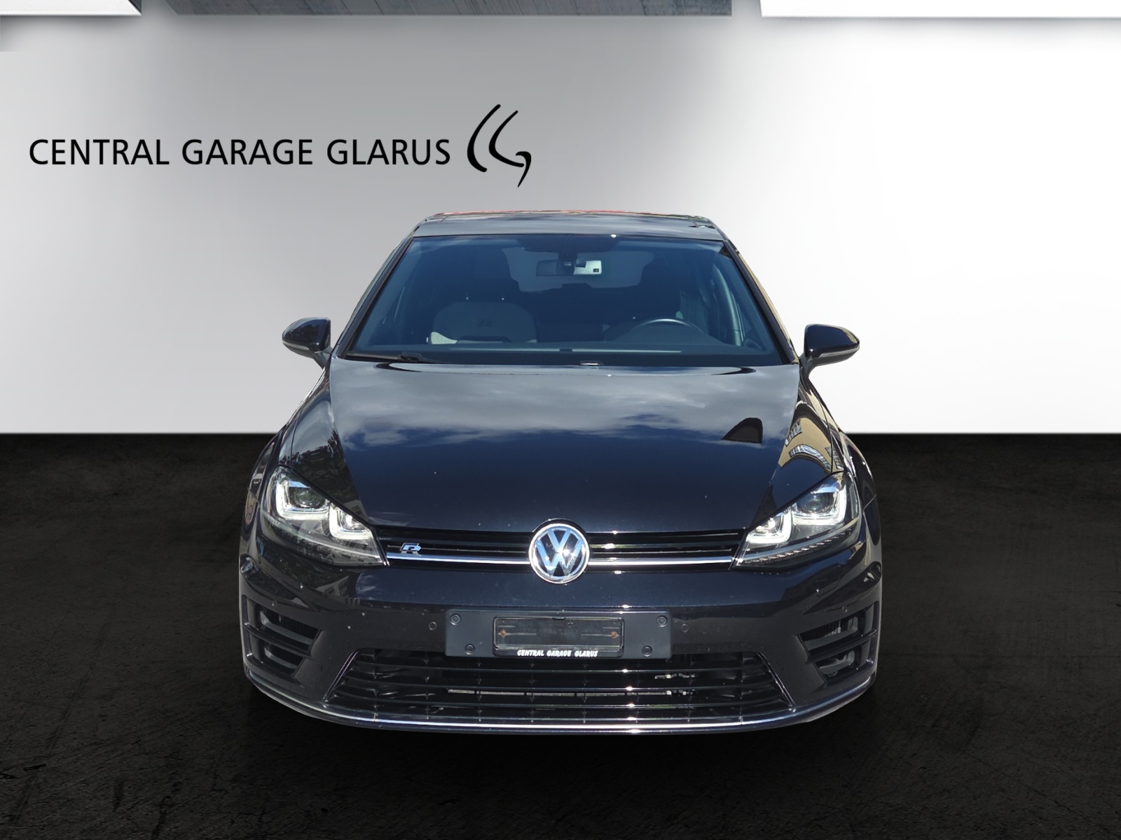 VW Golf 2.0 TSI R 4Motion DSG-showroom-element-2