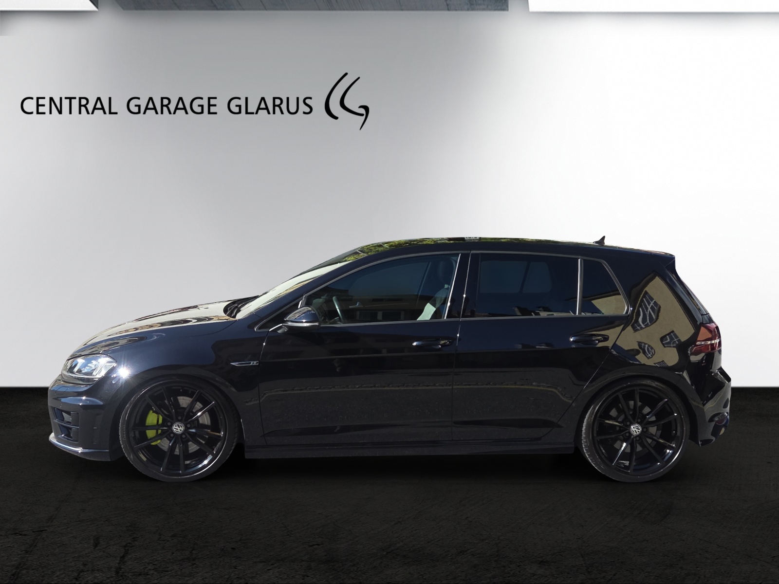 VW Golf 2.0 TSI R 4Motion DSG-showroom-element-3