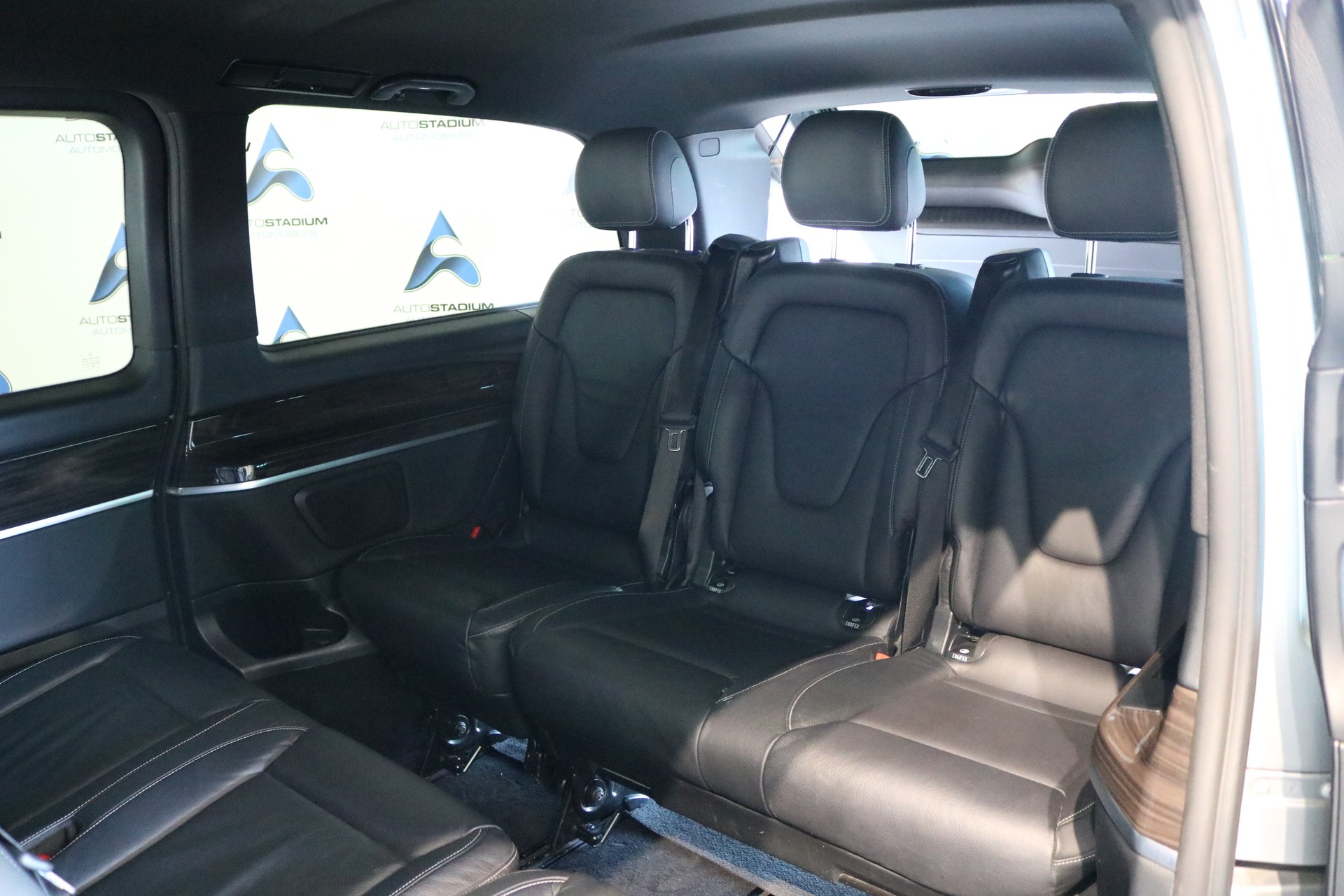 MERCEDES-BENZ V 250 d lang Avantgarde 4Matic G-Tronic-showroom-element-3