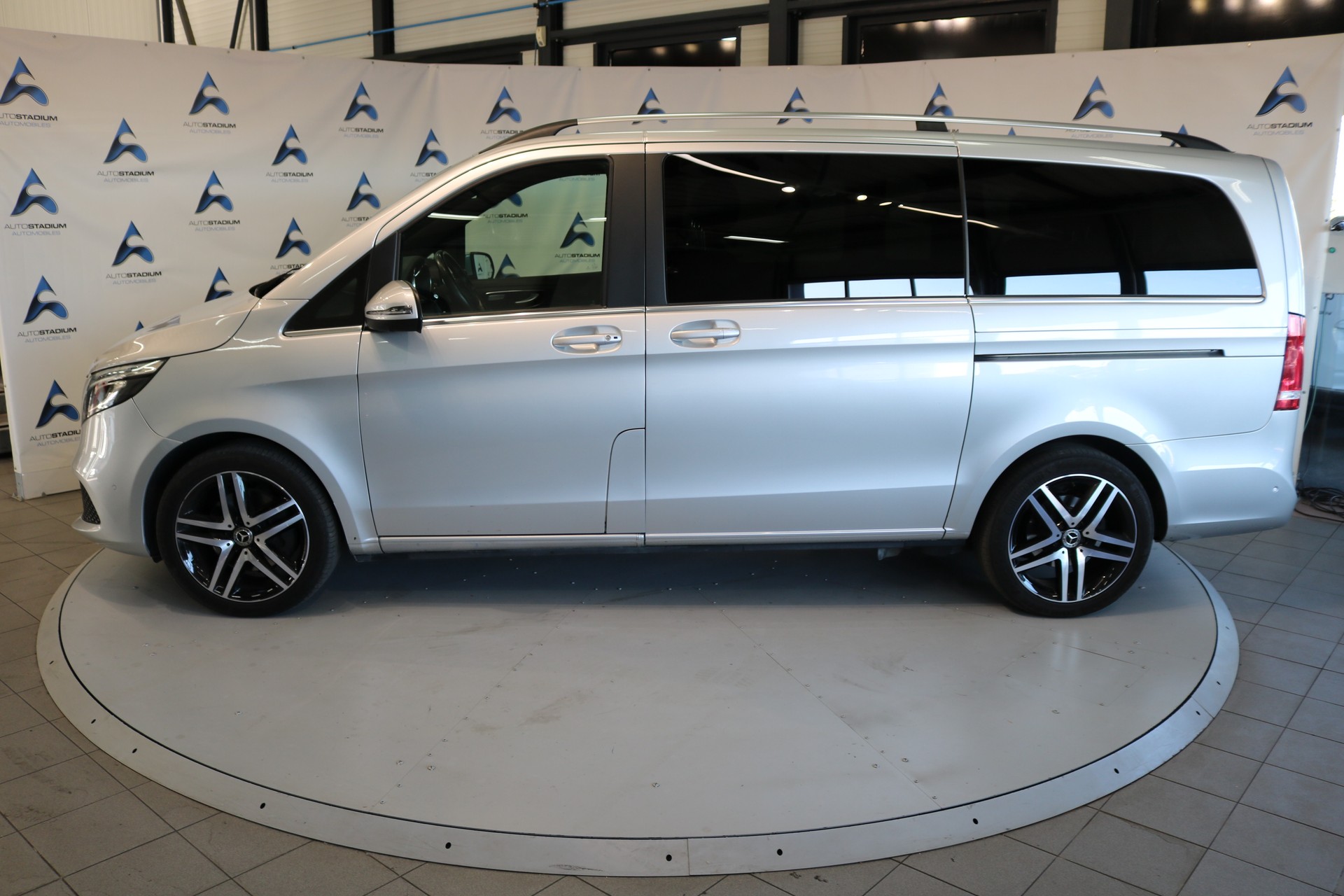 MERCEDES-BENZ V 250 d lang Avantgarde 4Matic G-Tronic-image-14
