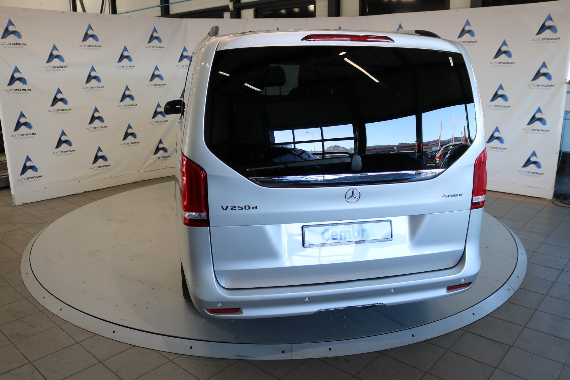 MERCEDES-BENZ V 250 d lang Avantgarde 4Matic G-Tronic-image-19