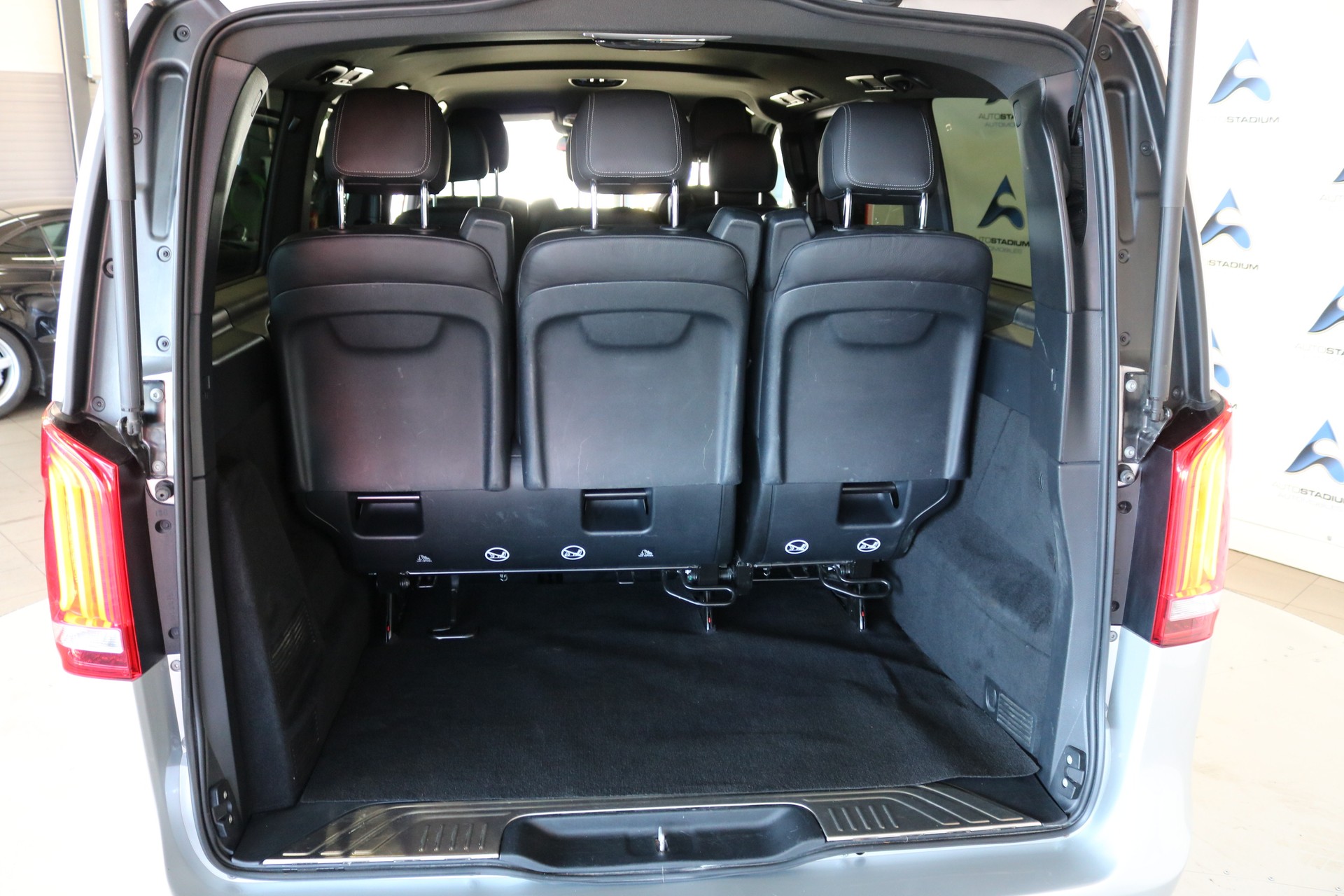 MERCEDES-BENZ V 250 d lang Avantgarde 4Matic G-Tronic-image-4
