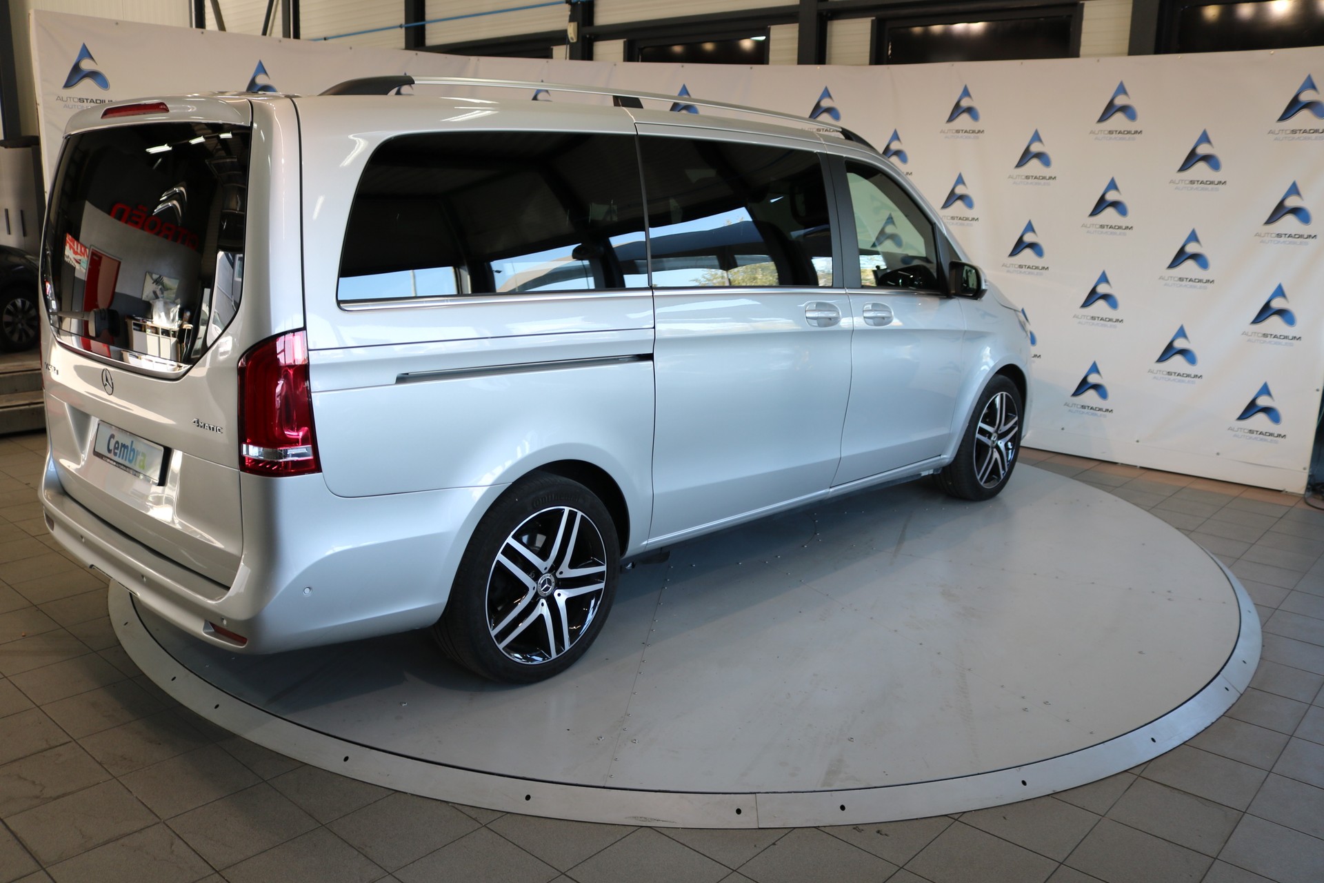 MERCEDES-BENZ V 250 d lang Avantgarde 4Matic G-Tronic-image-23