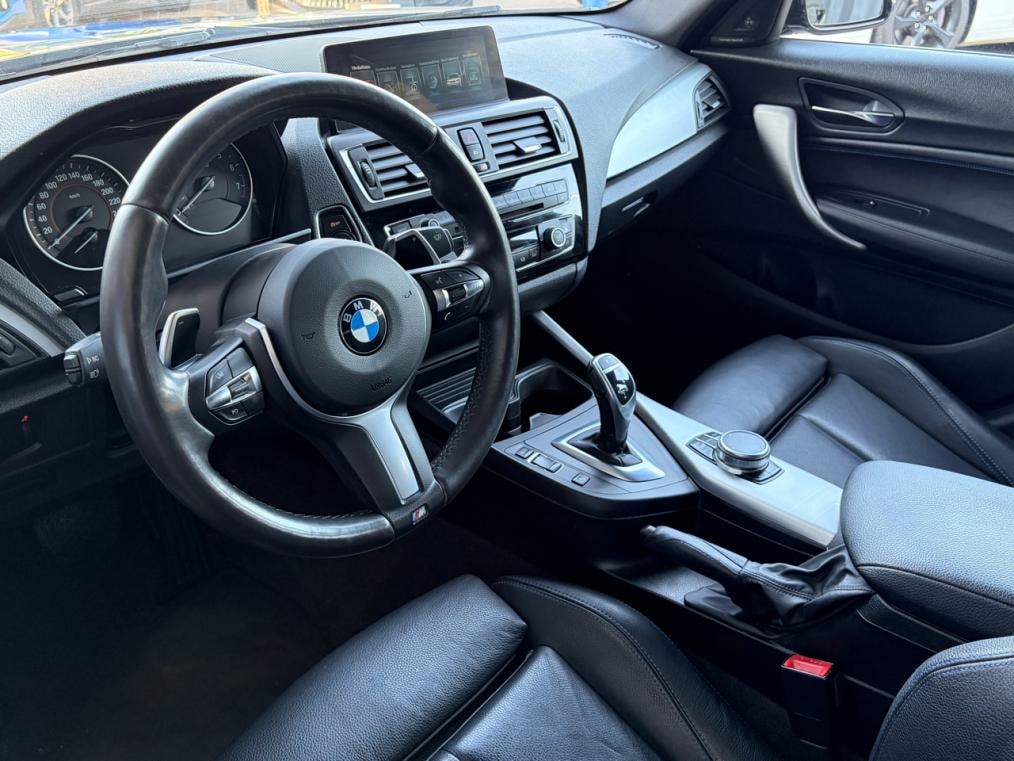 BMW M140i xDrive Steptronic-showroom-element-3