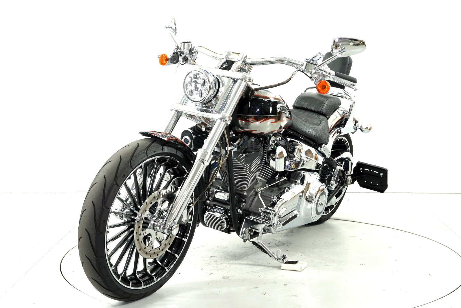 HARLEY-DAVIDSON FXSBSE 1800 Softail Breakout CVO ABS-image-2