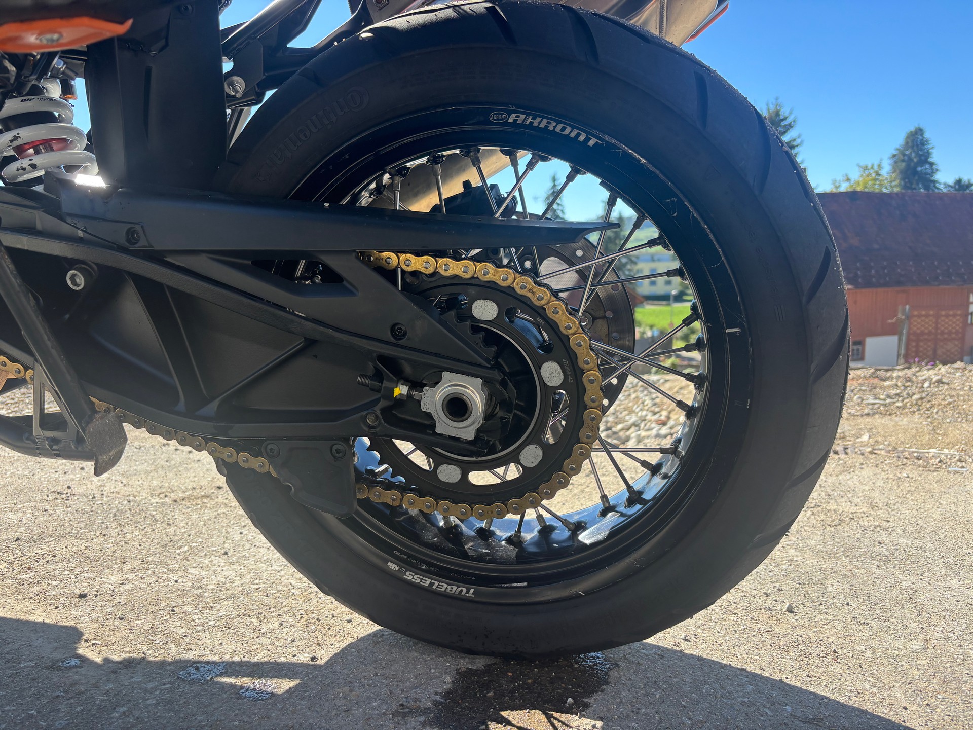 KTM 1290 Super Adventure S-image-7