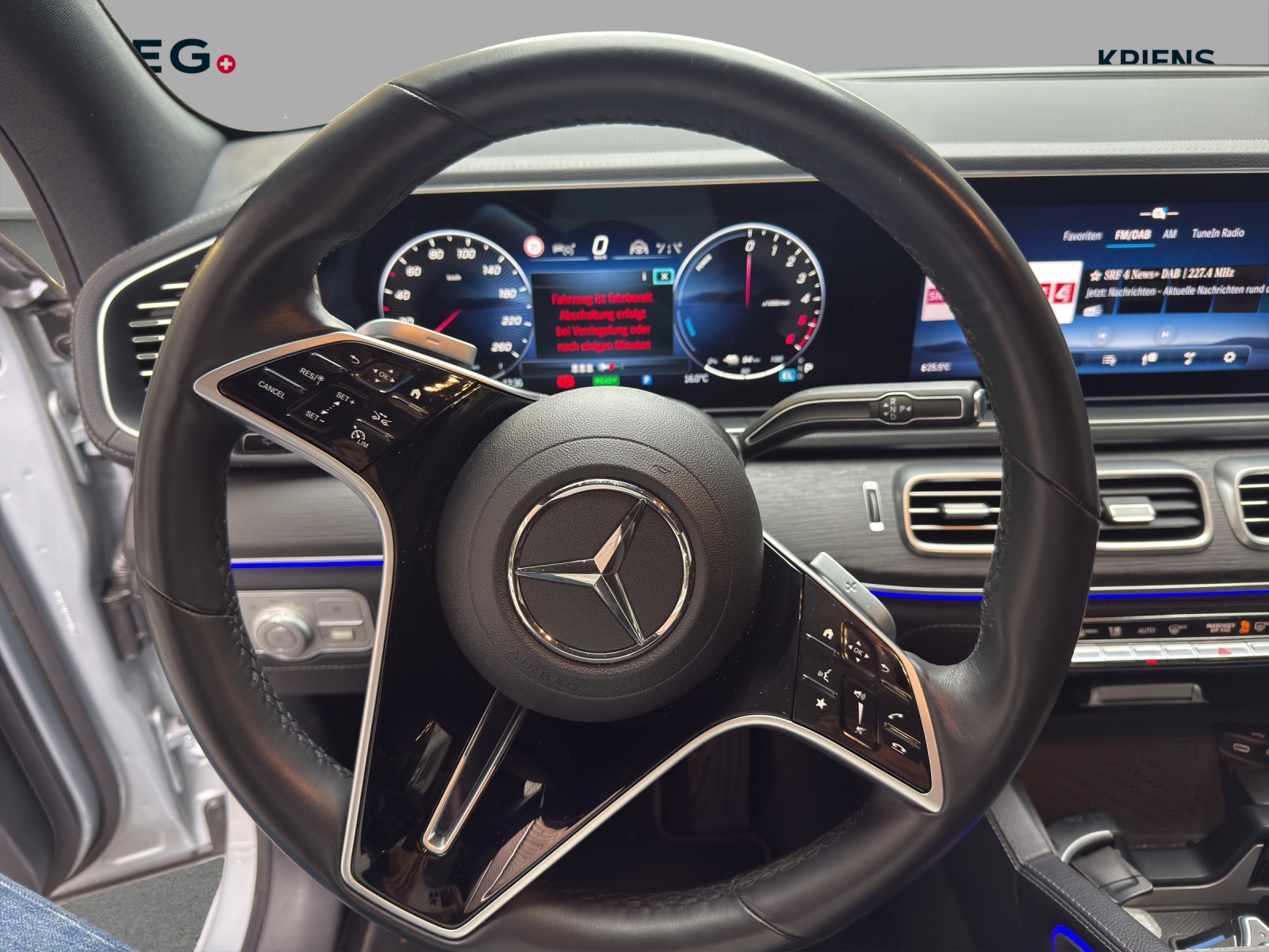 MERCEDES-BENZ GLE 350 de 4M - AMG / DISTRONIC / 360 Grad Kamera / Panorama-Dach / Memory-image-9
