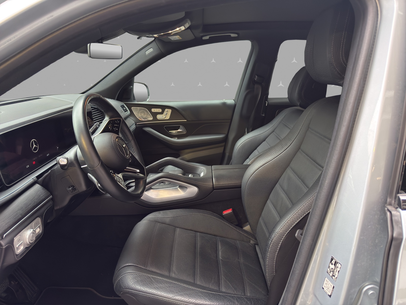 MERCEDES-BENZ GLE 350 de 4M - AMG / DISTRONIC / 360 Grad Kamera / Panorama-Dach / Memory-image-7