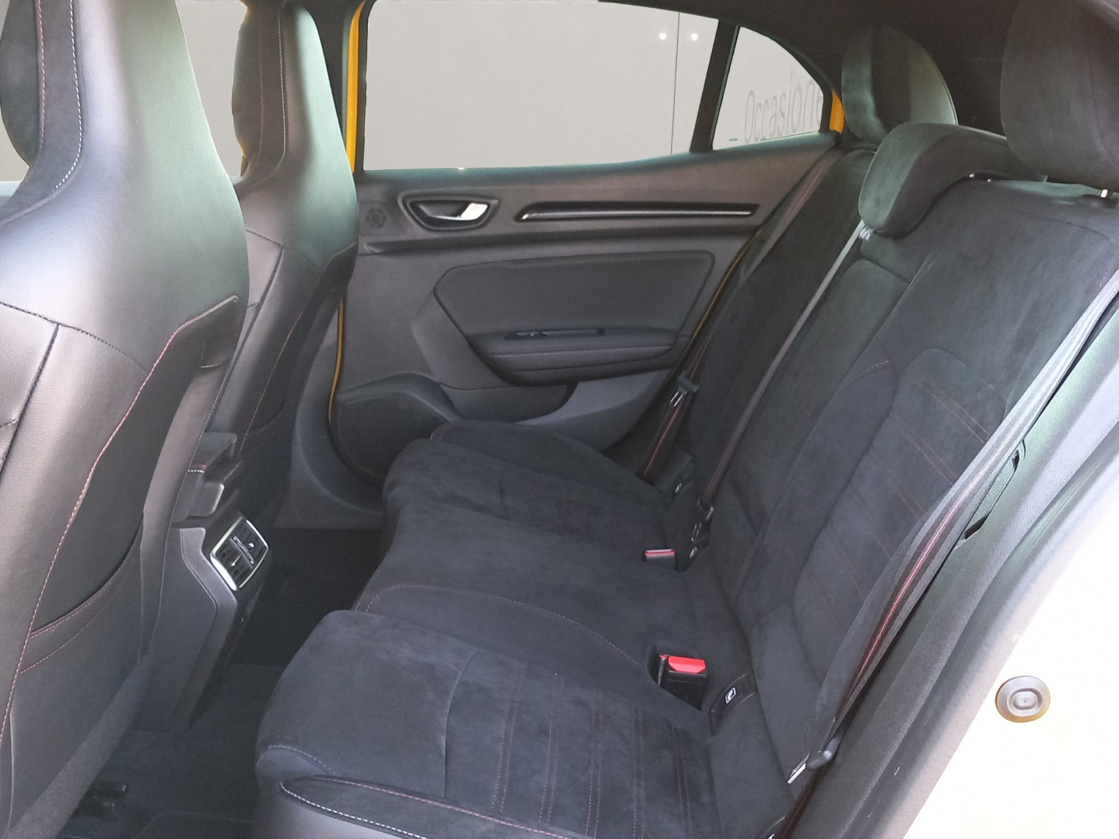 RENAULT Mégane Sport 1.8 T Trophy EDC-image-7