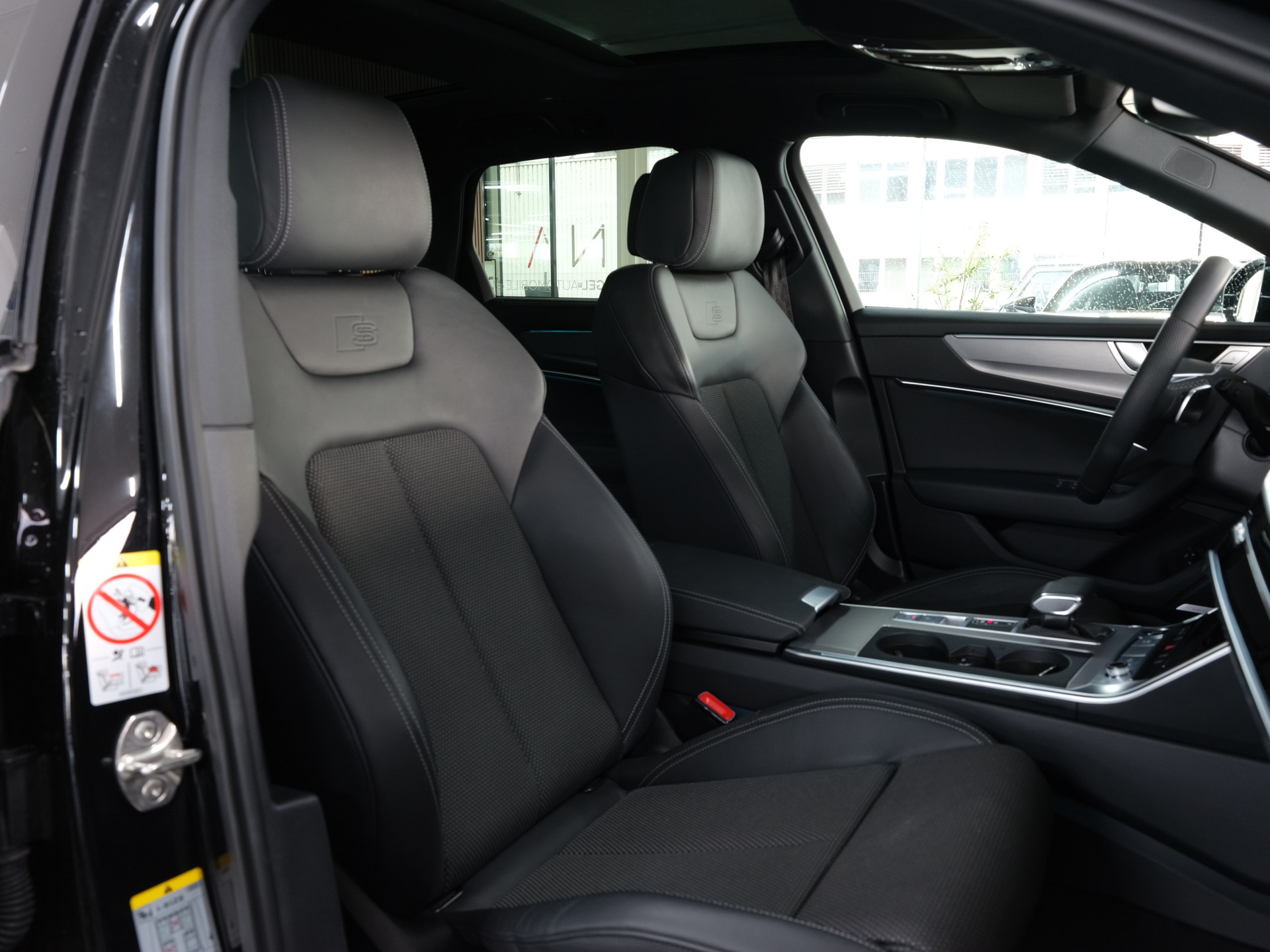 AUDI A6 Avant 50 TFSIe quattro S-tronic *360 Kamera* *CarPlay* *S-Line*-image-14
